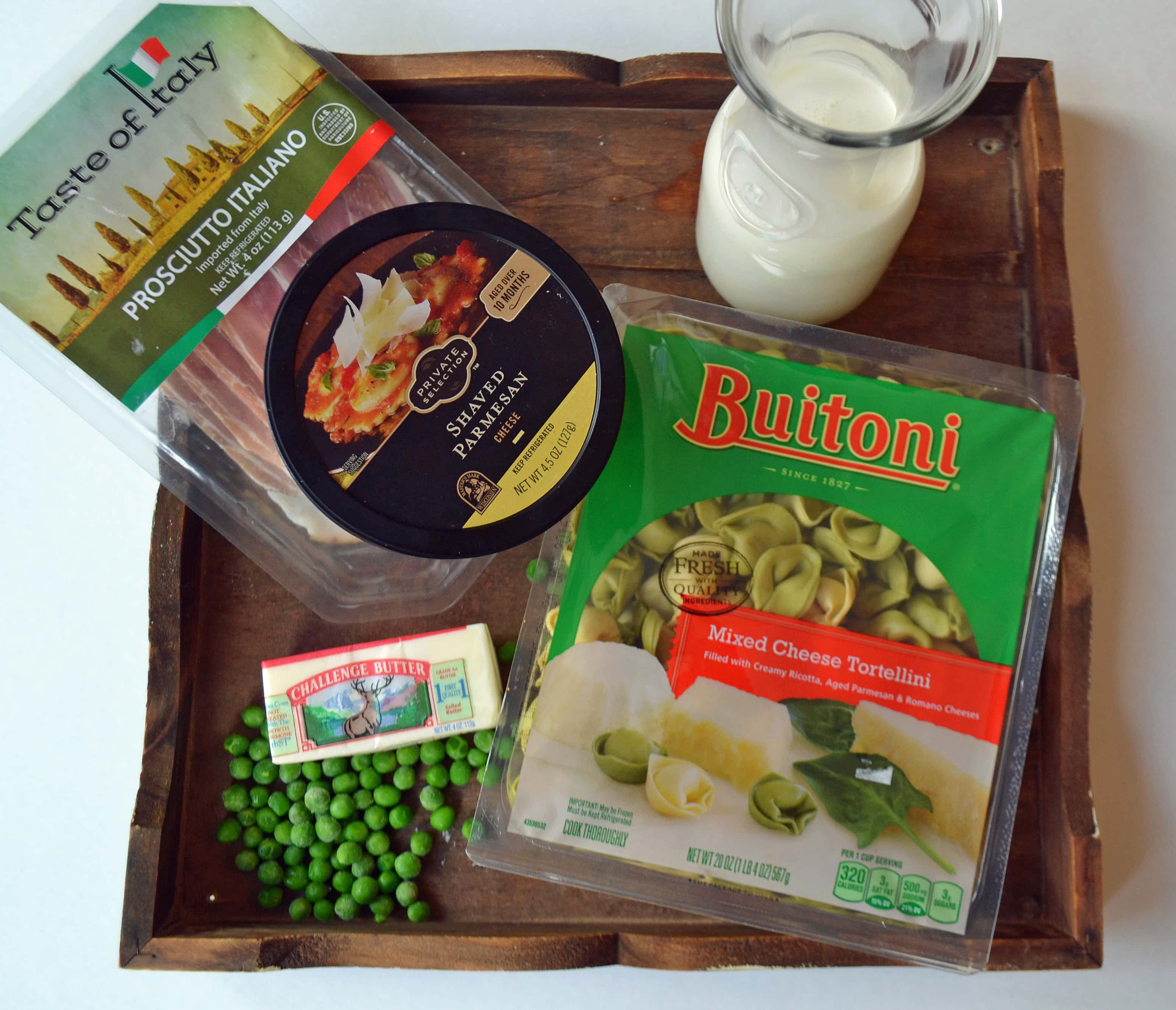 Tortellini with Prosciutto and Peas