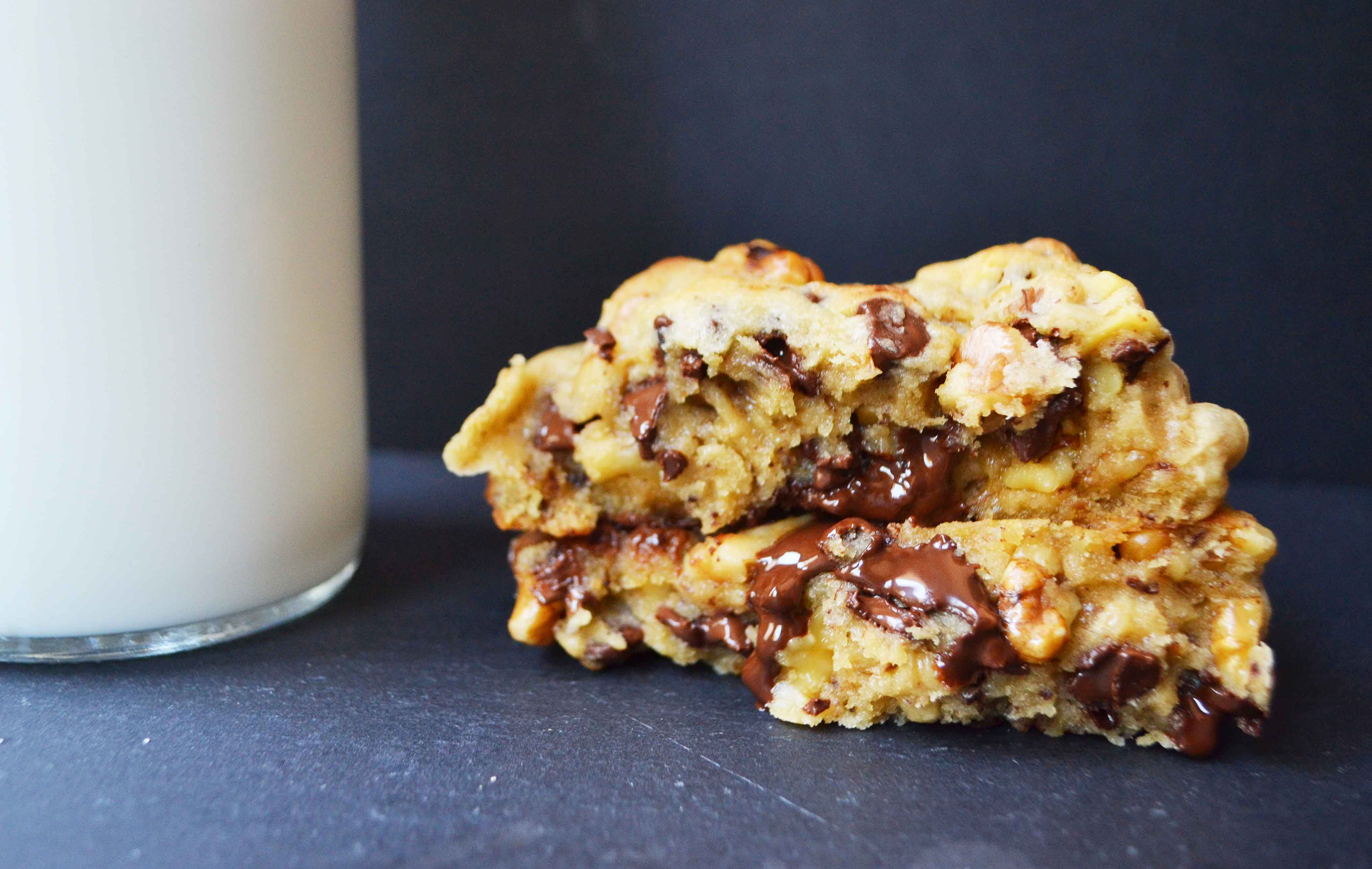 Levain Bakery Chocolate Chip Cookie Copycat Recipe by Modern Honey