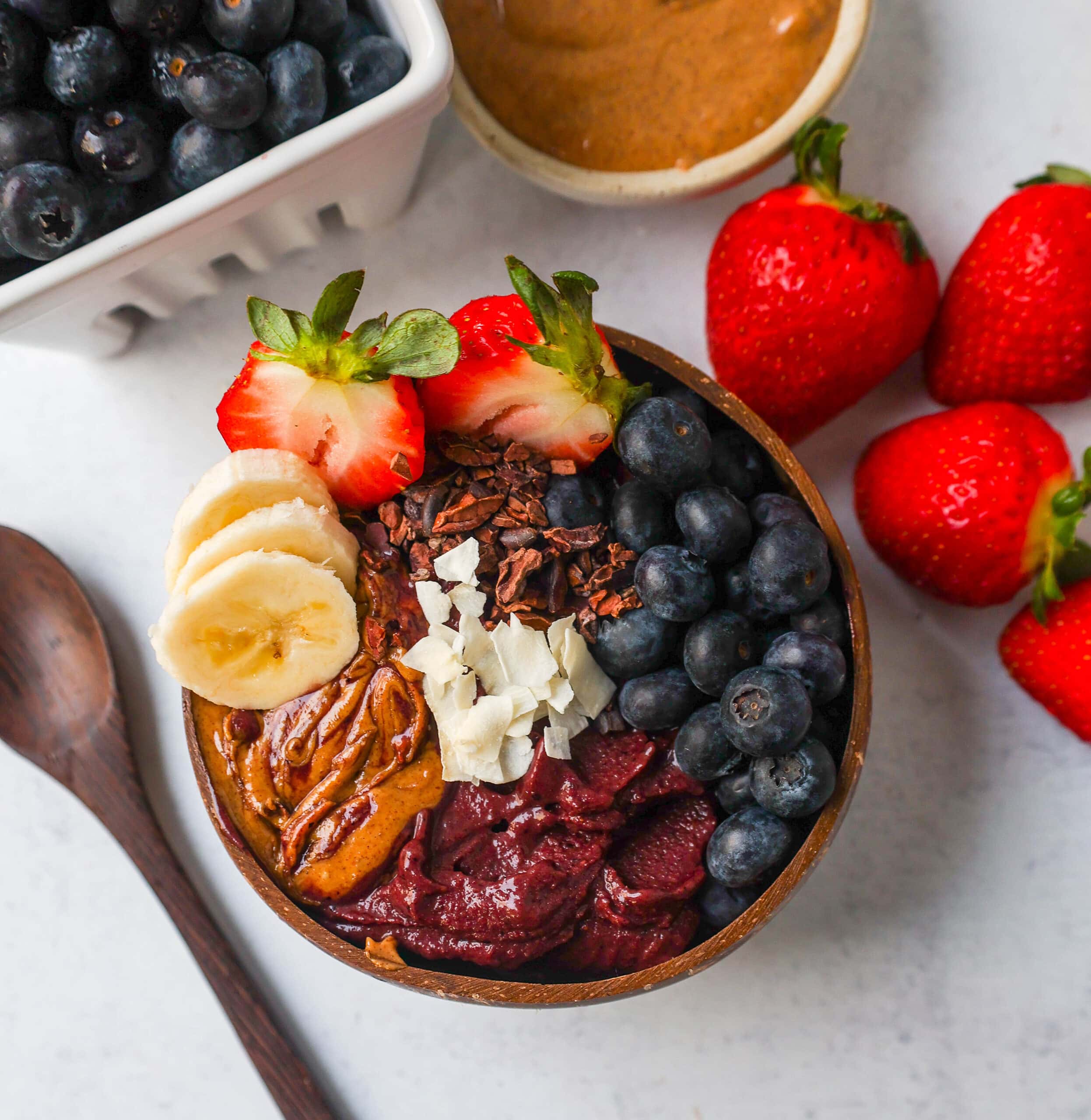 How To Make A Healthy Homemade Acai Bowl — Bless this Mess