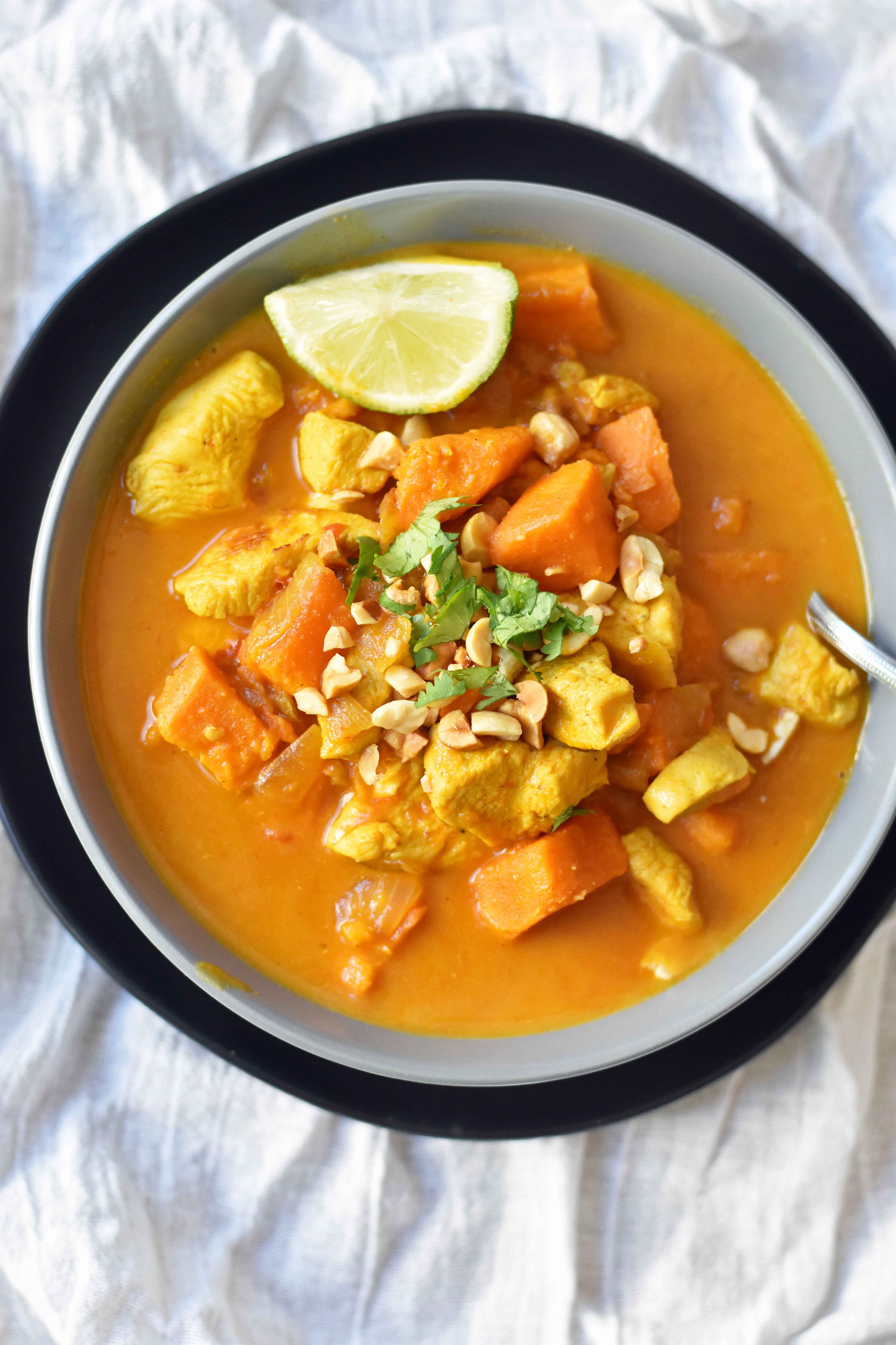 Chicken Sweet Potato Curry. Gluten-free and dairy-free meal. 30-minute meal. Healthy chicken curry dish. www.modernhoney.com #dinner #glutenfree #dairyfree #recipe #dinnerrecipe 