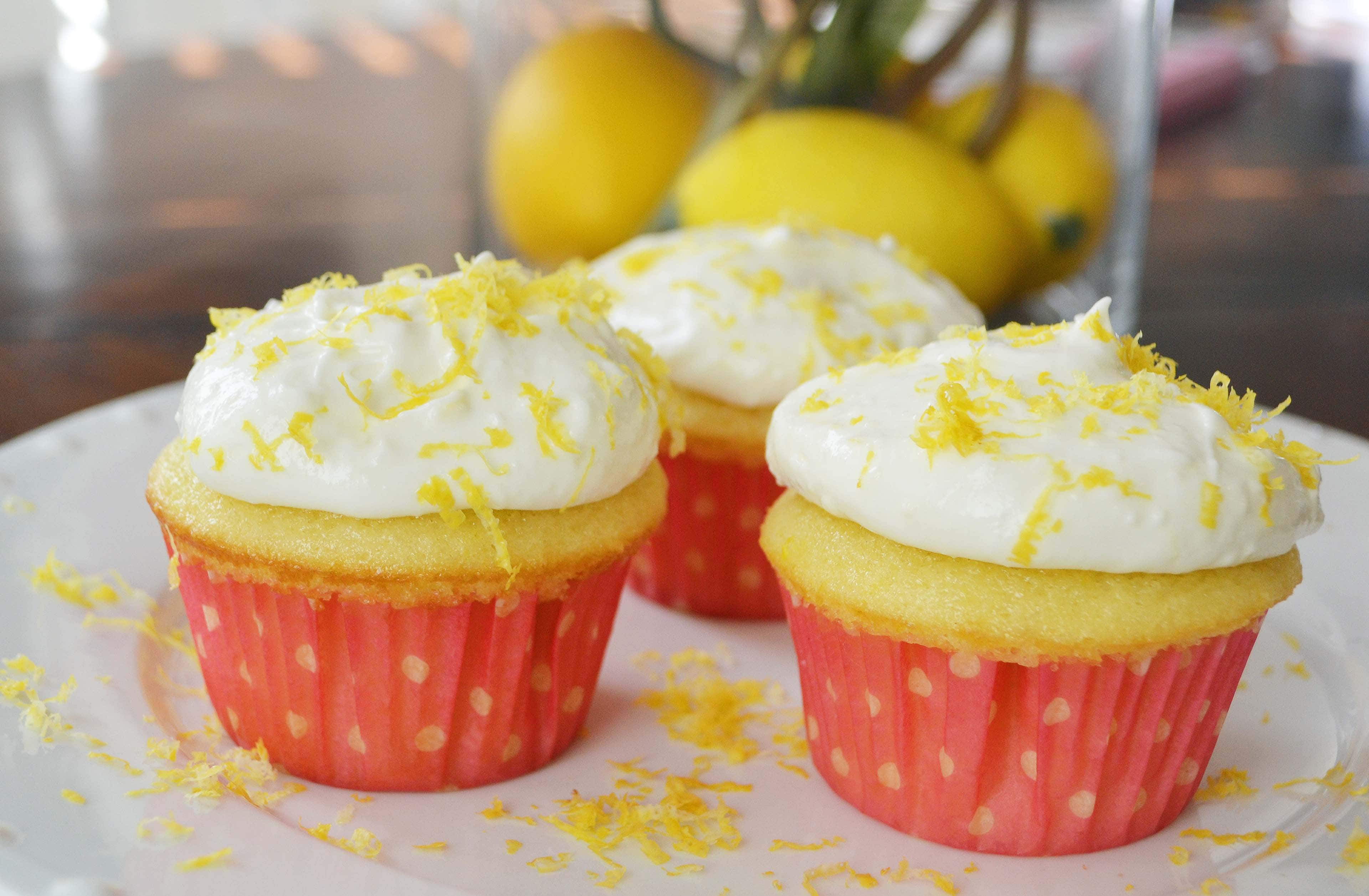 Italian Lemon Cupcakes with Sweet Ricotta Cream by Modern Honey - www.modernhoney.com