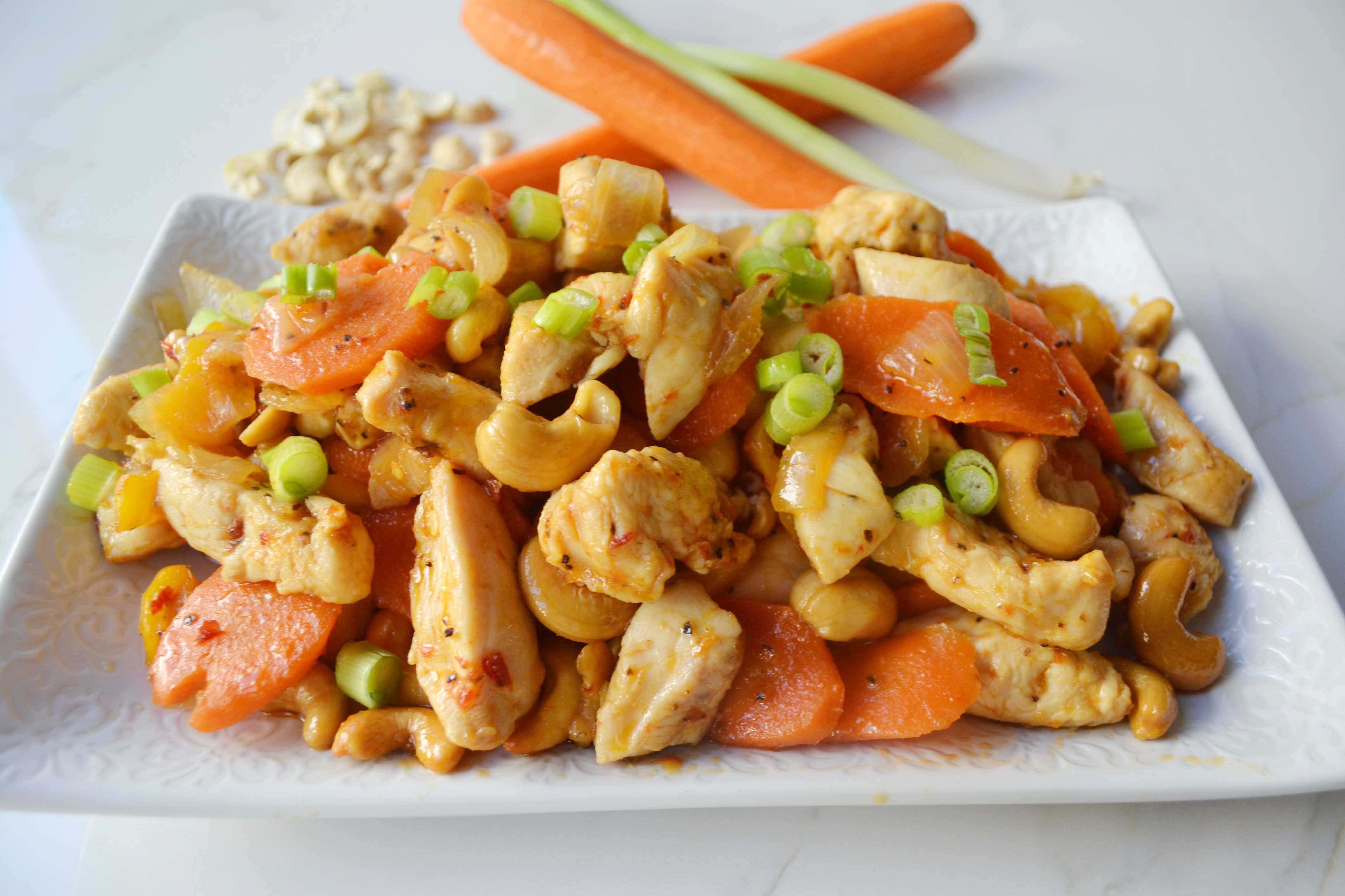 Honey Cashew Chicken by Modern Honey - www.modernhoney.com