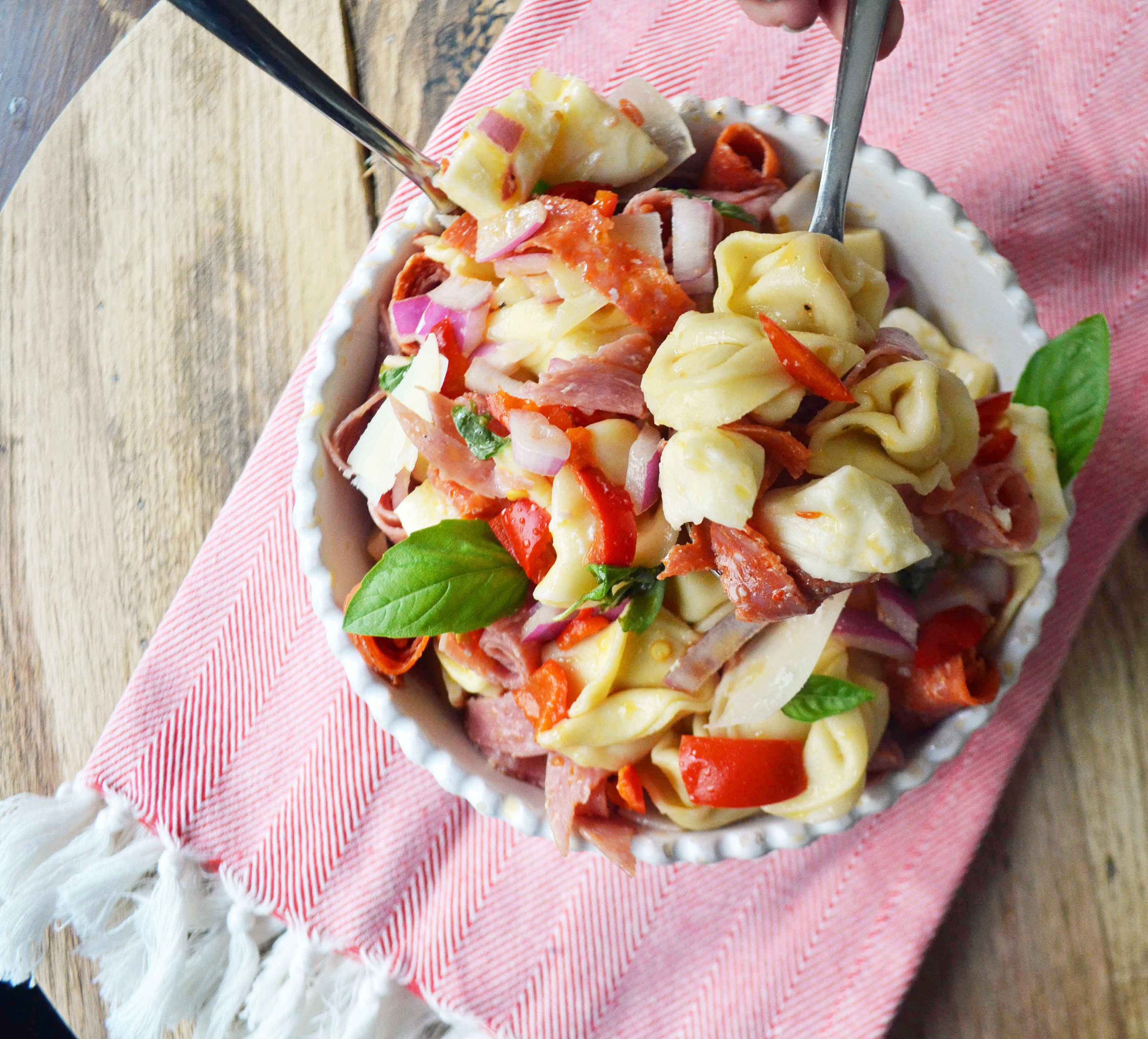 Antipasto Tortellini Pasta Salad by Modern Honey l www.modernhoney.com