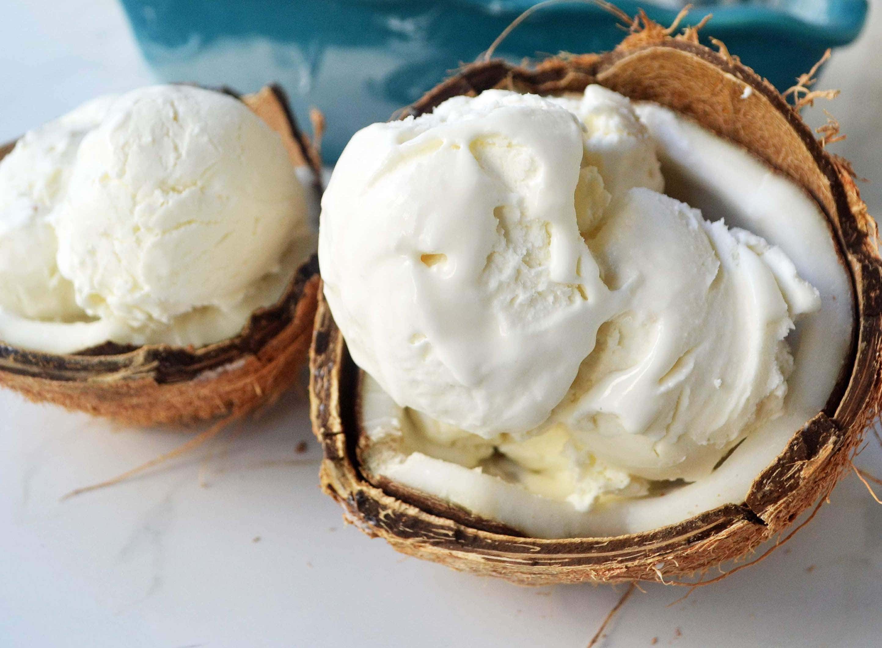 No-Churn Coconut Ice Cream with Fresh Mango by Modern Honey l www.modernhoney.com