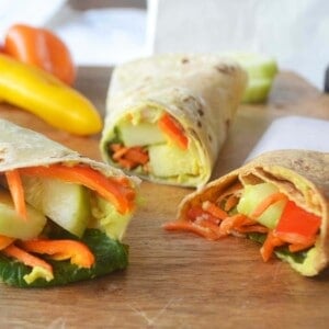 Avocado Ranch Hummus Veggie Wraps by Modern Honey l www.modernhoney.com