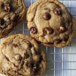 MJ's Top Secret Brown Butter Chocolate Chip Cookies. The best chocolate chip cookies made in a saucepan. Homemade browned butter chocolate chip cookie recipe. You will LOVE these cookies! www.modernhoney.com #brownbuttercookies #brownbutterchocolatechipcookies #chocolatechipcookies #cookies #chocolatechipcookie #cookierecipes