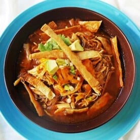 Chicken Tortilla Soup. The Best Homemade Chicken Tortilla Soup Recipe. Flavorful, easy chicken soup recipe. www.modernhoney.com #chickentortillasoup #tortillasoup #chickentortillasouprecipe