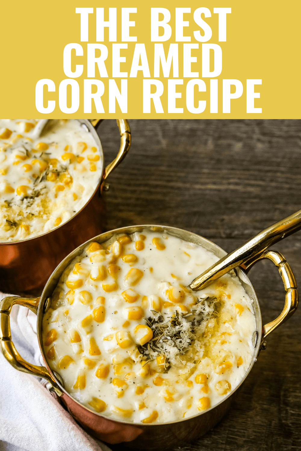 How to make the best creamed corn. A creamy corn recipe made with heavy cream, butter, corn, parmesan cheese, a touch of sugar and salt. A popular side dish or Thanksgiving side dish recipe. www.modernhoney.com #corn #creamedcorn #gullliverscorn #sidedish #thanksgiving