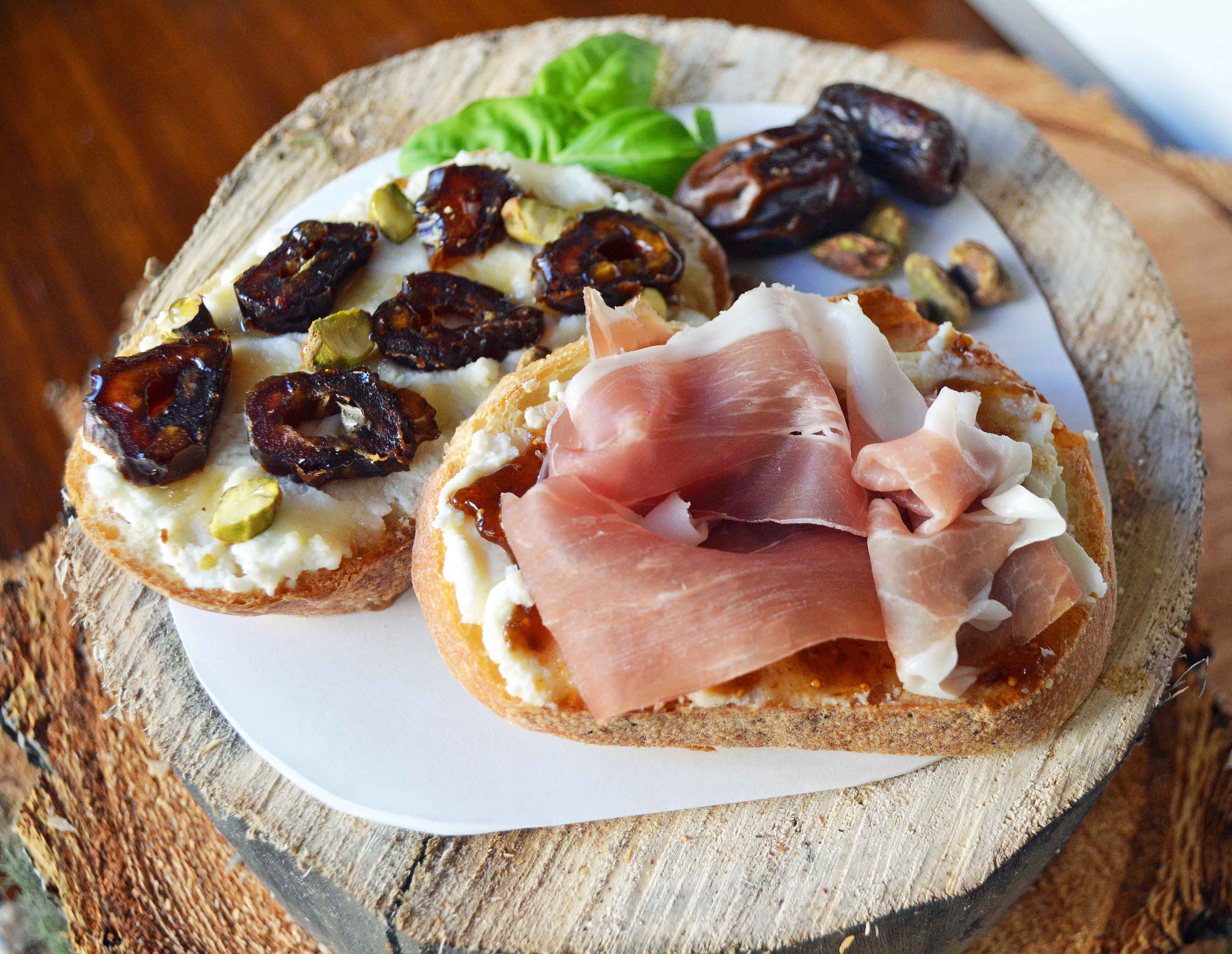 Fig and Prosciutto Bruschetta. Ultimate Bruschetta Bar by Modern Honey. How to make a perfect bruschetta or charcuterie board using fresh meats, cheeses, fruits, breads, nuts, roasted vegetables, and fresh herbs. It's the perfect party appetizer. Bruschetta topping ideas plus flavor combinations. 