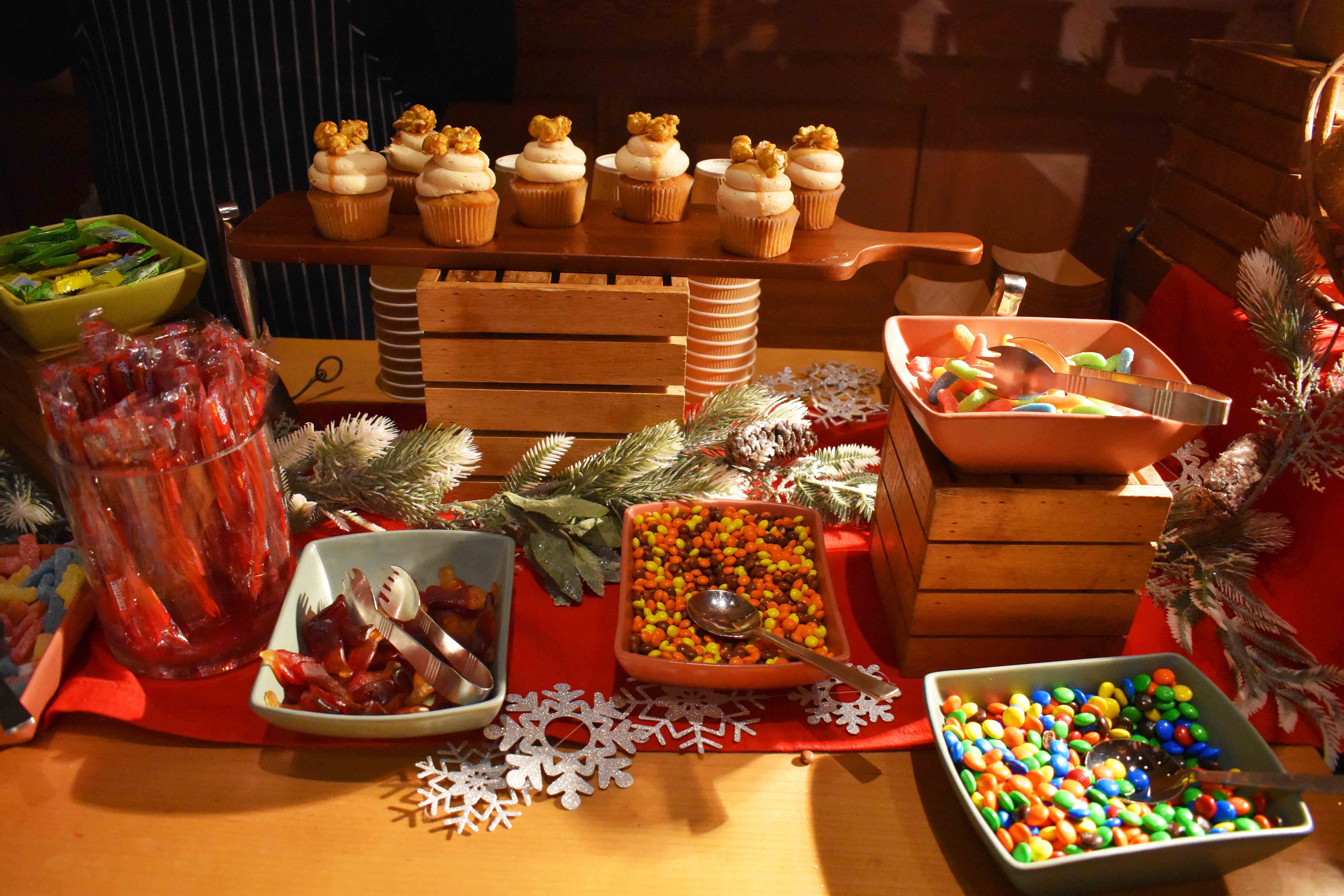 Arizona Four Seasons Christms + Homemade Hot Chocolate. Festive Flicks Christmas at Four Seasons Scottsdale Troon North.