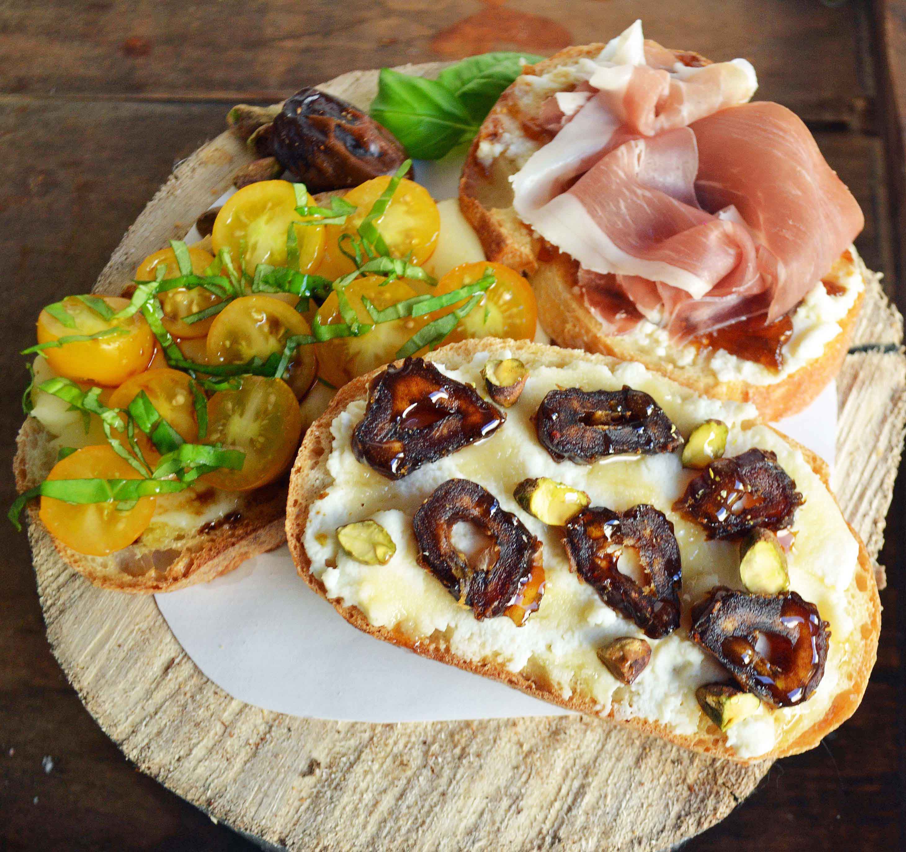 Bruschetta Board – Modern Honey 