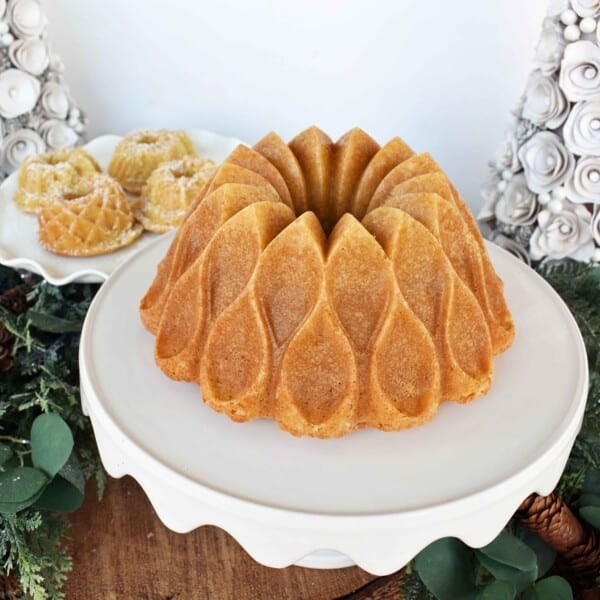 Baby Bundt Brownies with Honeyed Cream Cheese - Nordic Ware