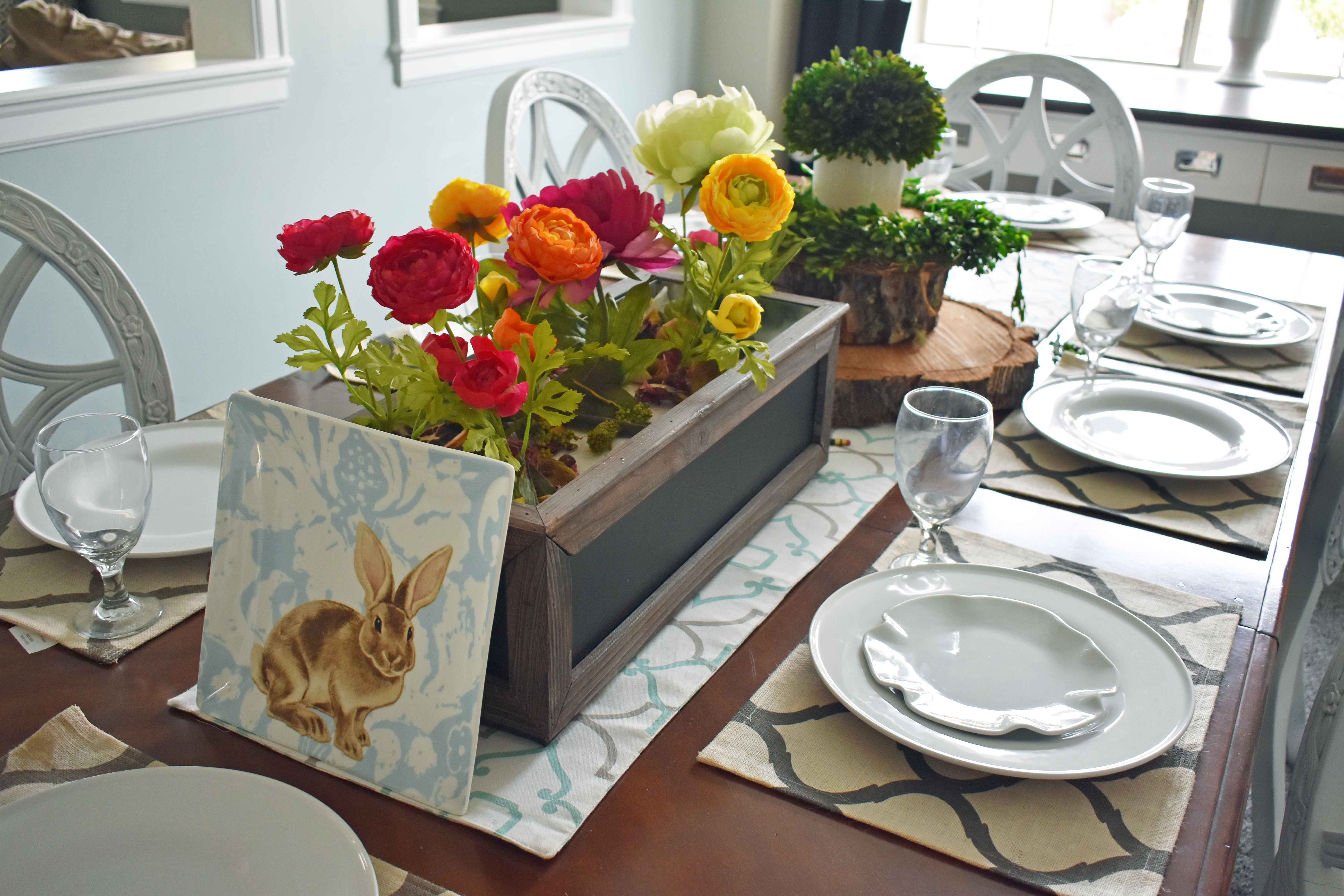 Spring Decoration Ideas. Gorgeous Spring and Easter tablescapes from Home Goods. www.modernhoney.com