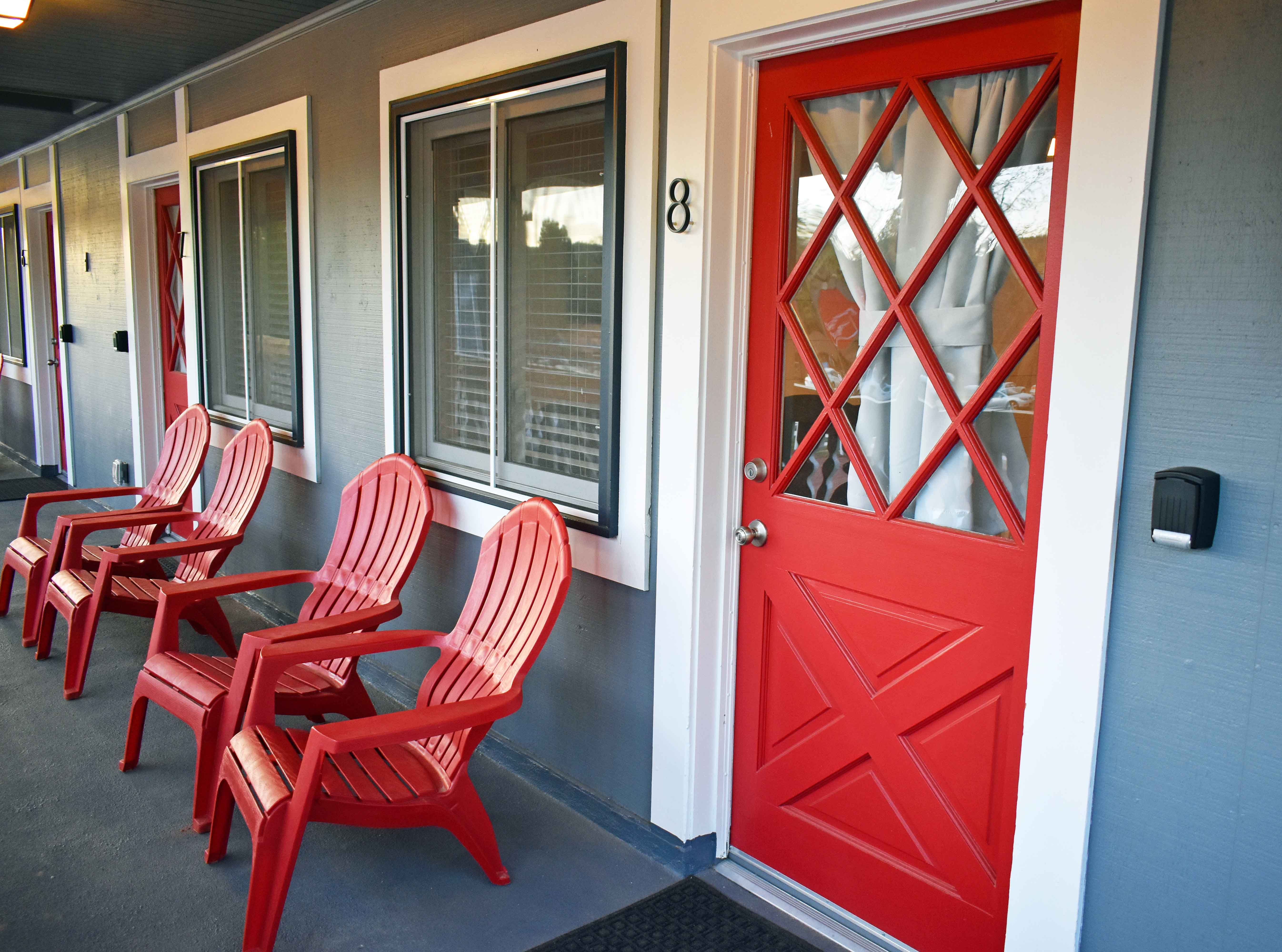 The Strawberry Inn Porch. Weekend in Strawberry Arizona.