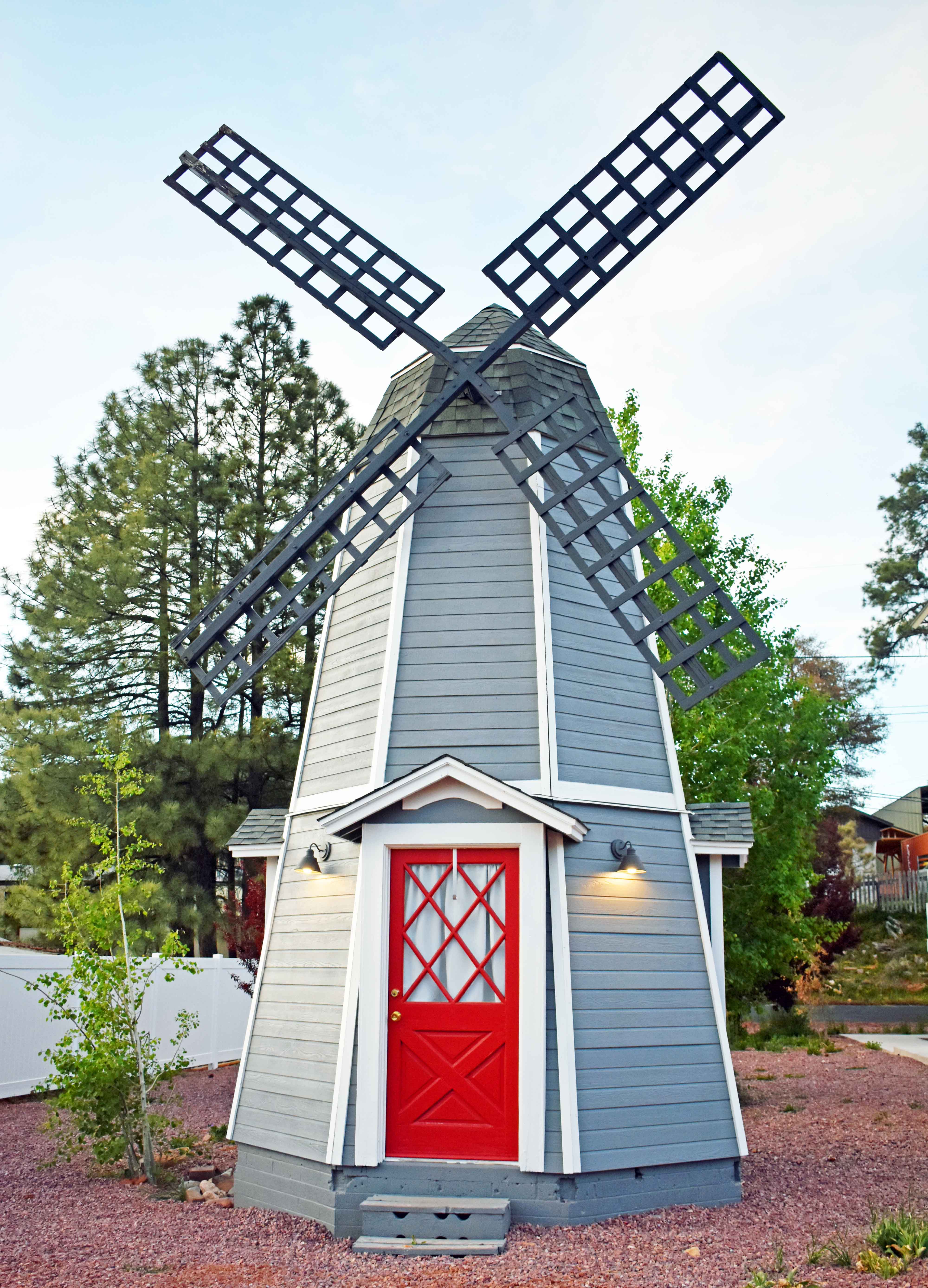 The Strawberry Inn Windmill 2