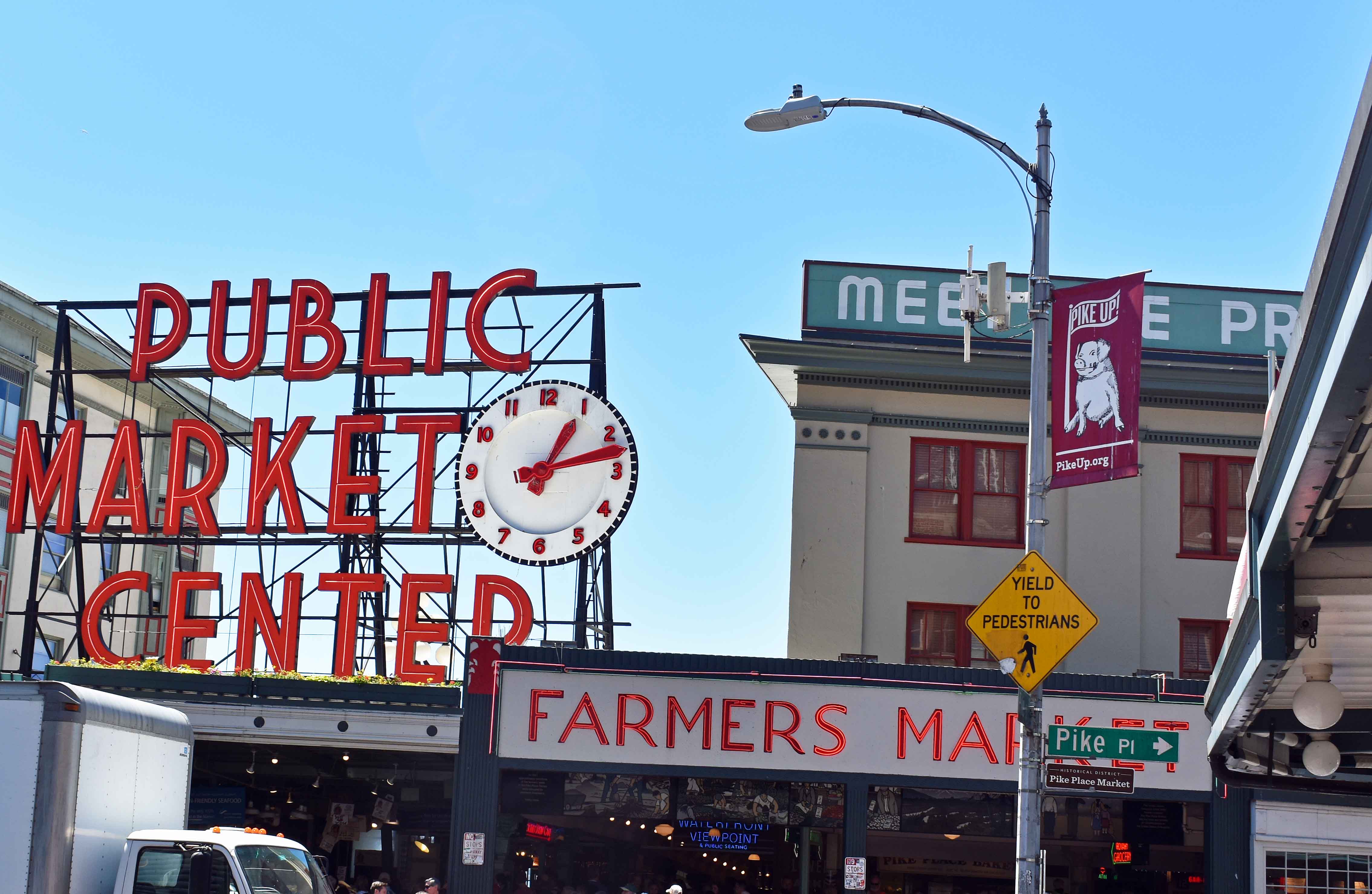 Pike Place Market. Best Places to Eat and See in Seattle. The most popular spots to visit and the best restaurants. Tips on the best places to see in Seattle Washington. www.modernhoney.com