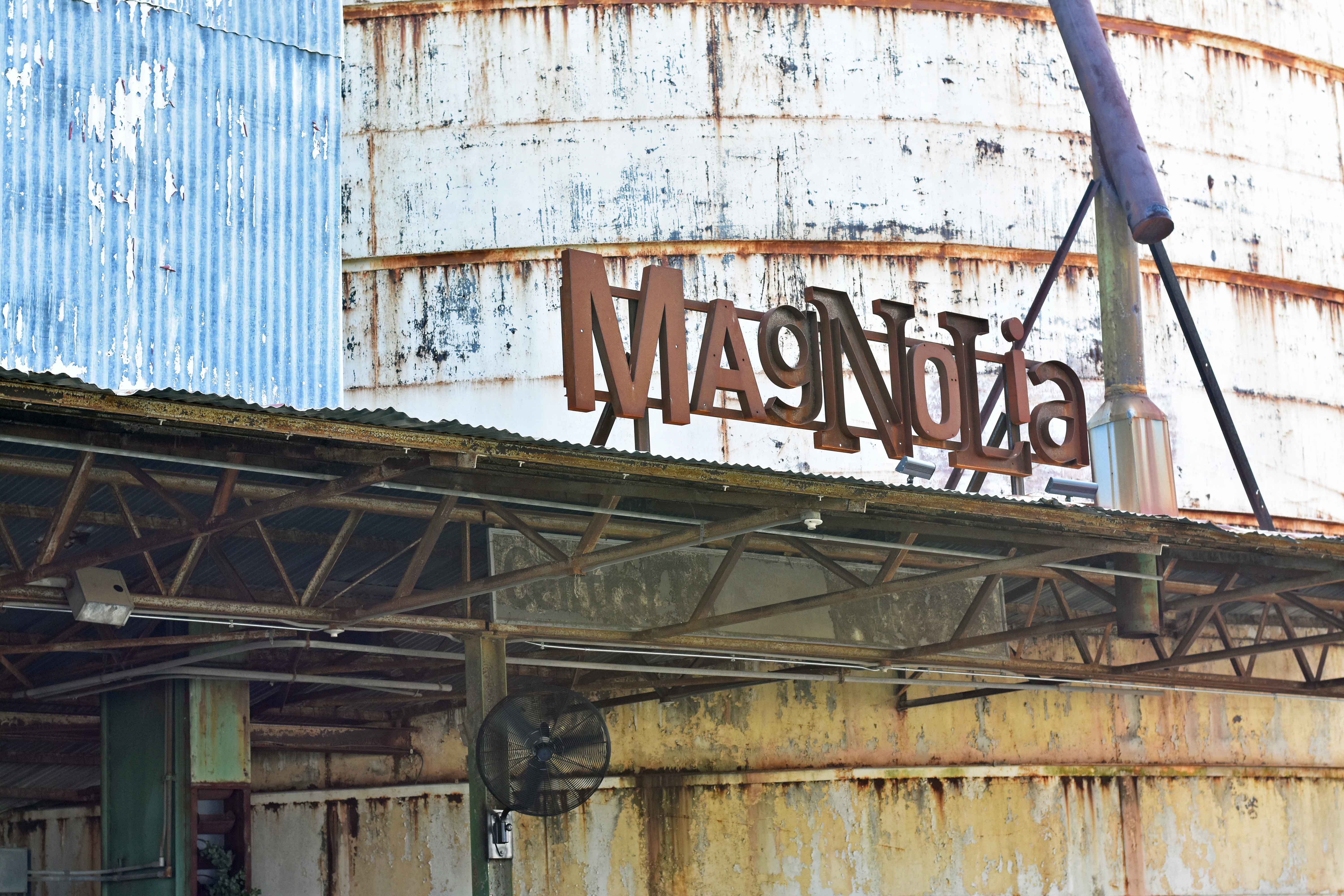 How to plan the perfect trip to Magnolia Market at the Silos in Waco Texas. Magnolia Market was created by HGTV's Fixer Upper favorite couple, Chip and Joanna Gaines. Visit Magnolia Market, Silo Baking Co. and the beautiful grounds. Tips for planning a trip to Magnolia Market. www.modernhoney.com