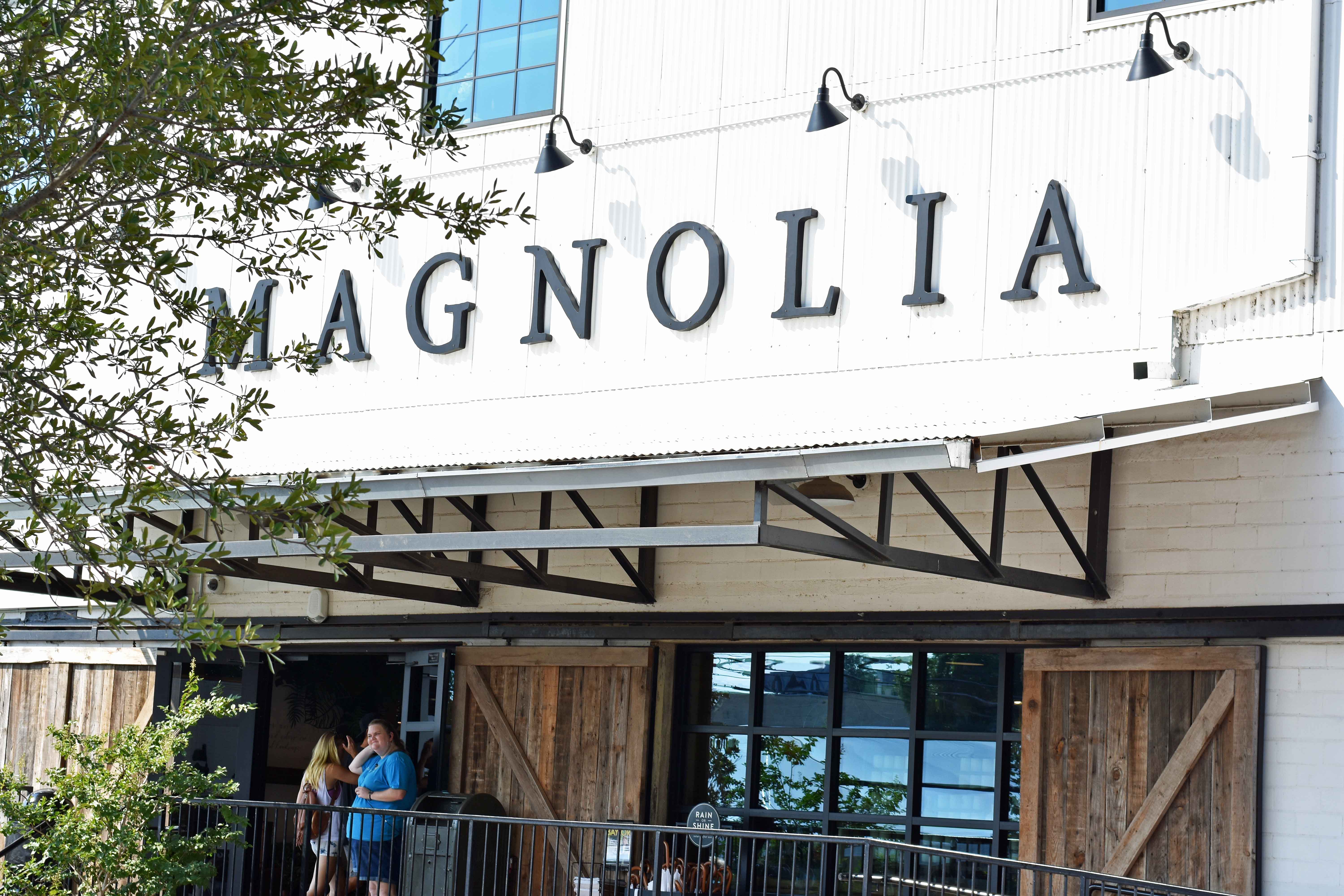 How to plan the perfect trip to Magnolia Market at the Silos in Waco Texas. Magnolia Market was created by HGTV's Fixer Upper favorite couple, Chip and Joanna Gaines. Visit Magnolia Market, Silo Baking Co. and the beautiful grounds. Tips for planning a trip to Magnolia Market. www.modernhoney.com