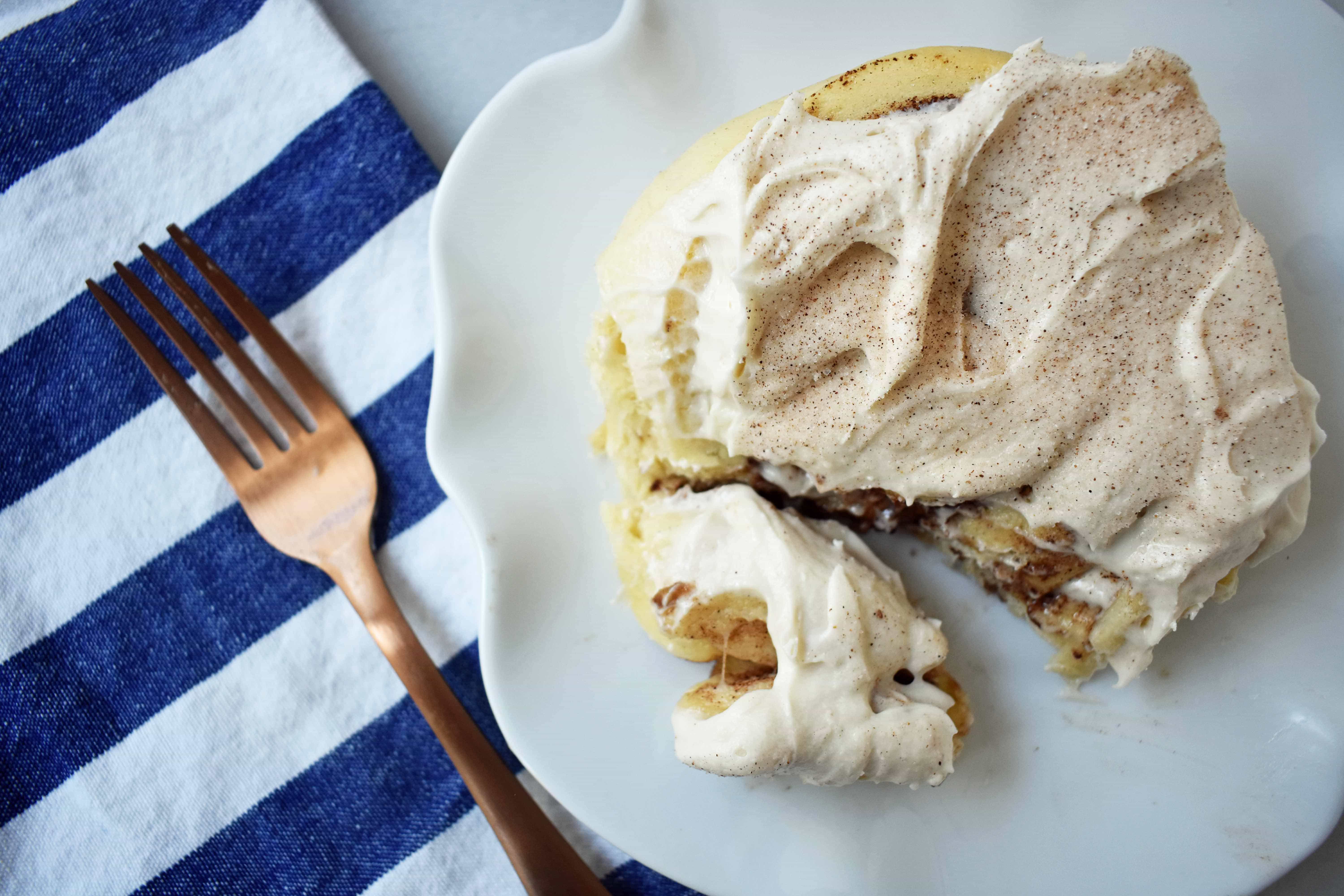 Hayley's Famous Cinnamon Rolls. Warm, ooey, gooey cinnamon brown sugar perfect cinnamon rolls. Tips and tricks on how to make perfect homemade cinnamon rolls. www.modernhoney.com