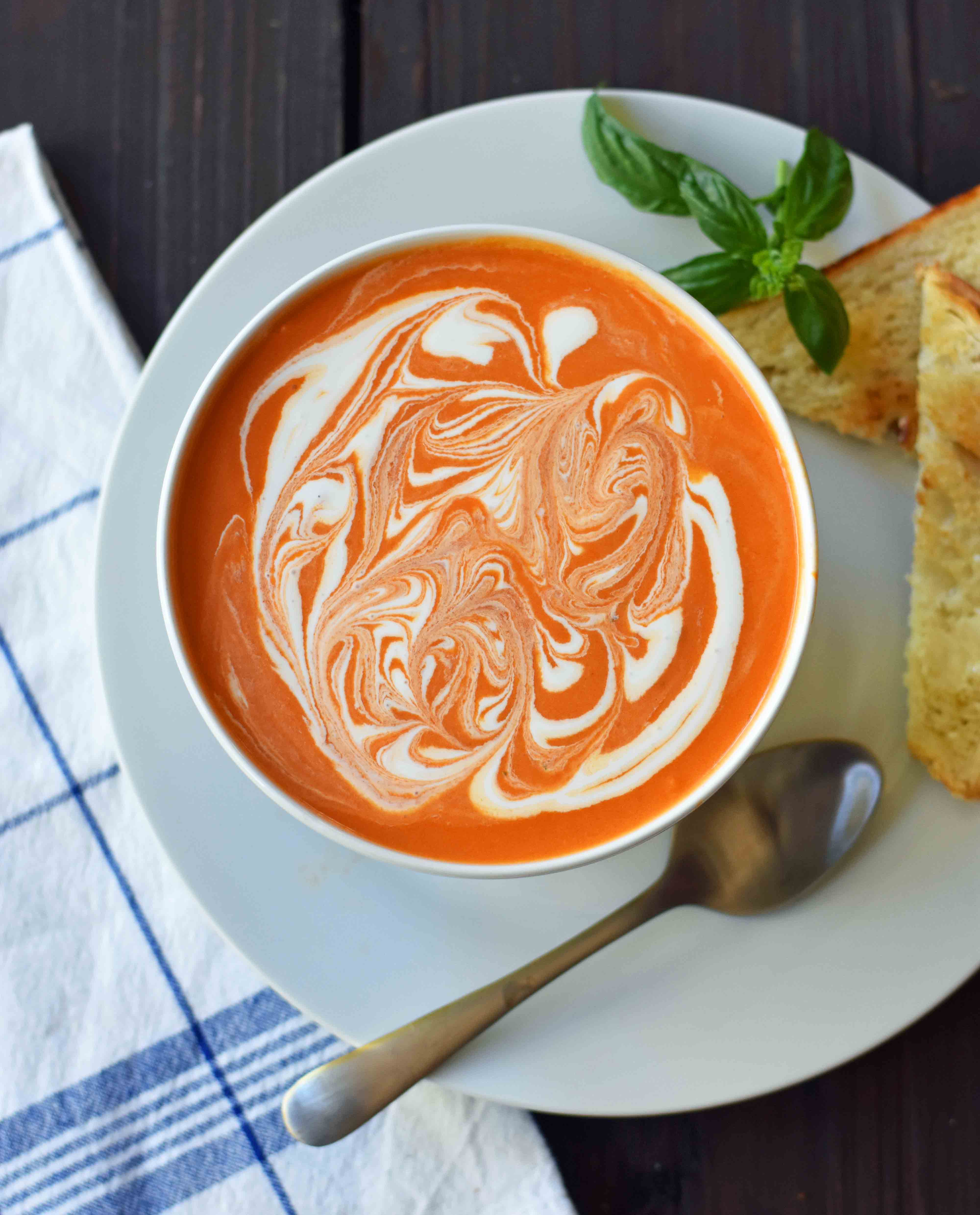 Creamy Blender Tomato and Basil Soup