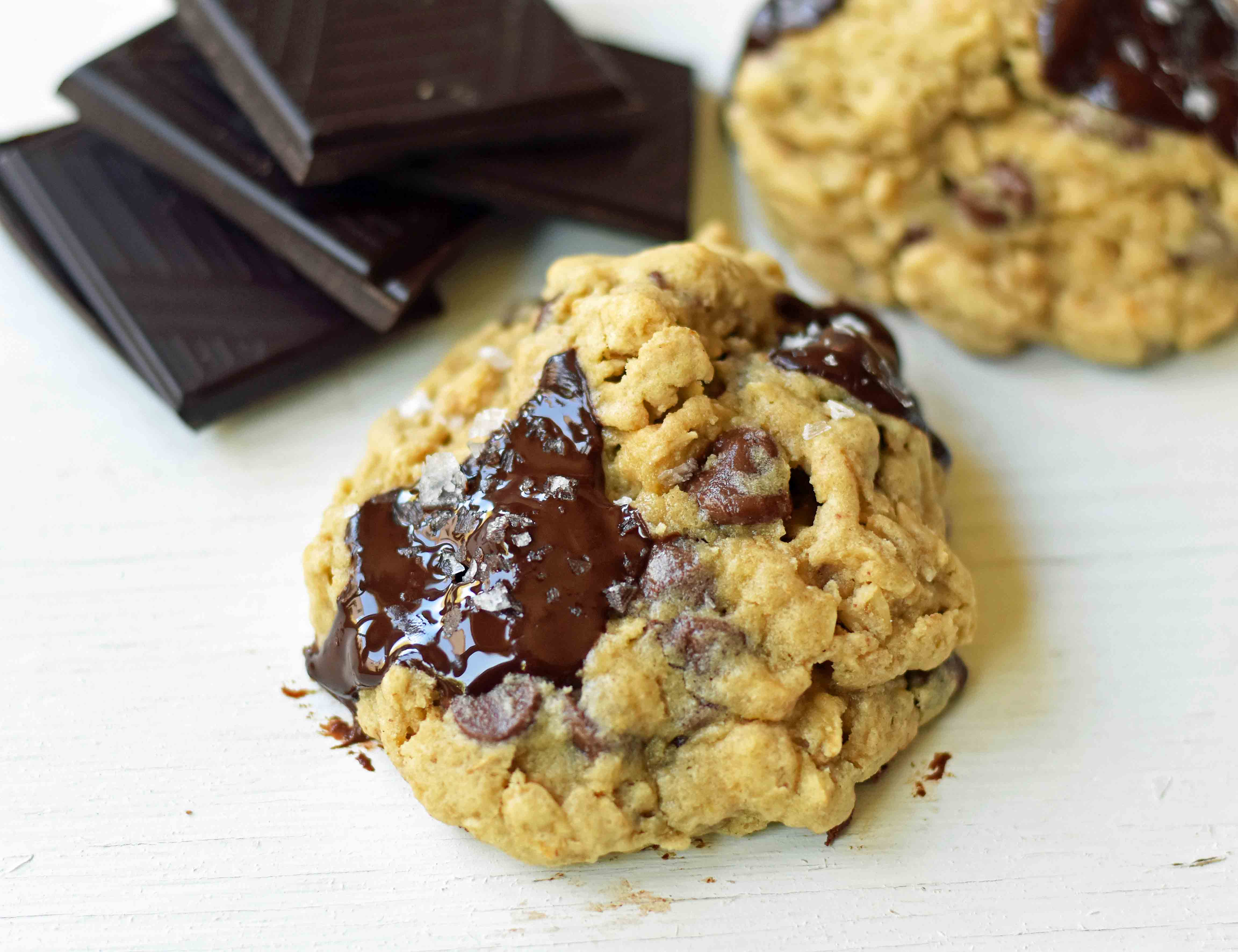 Gluten-Free Chocolate Chip Oatmeal Cookies. How to make the best gluten-free cookies. Perfect Gluten-Free Chocolate Chip Cookies. Homemade gluten free oatmeal chocolate chip cookies. www.modermhoney.com