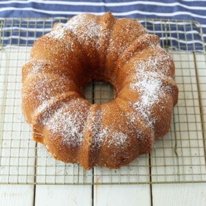 The BEST Cream Cheese Pound Cake. How to make the perfect pound cake in a bundt pan. Buttery cream cheese pound cake goes with everything! This is such a popular cake that is wonderful on its own or in a trifle or berry compote. www.modernhoney.com #poundcake #bundtcake #cake #creamcheesecake