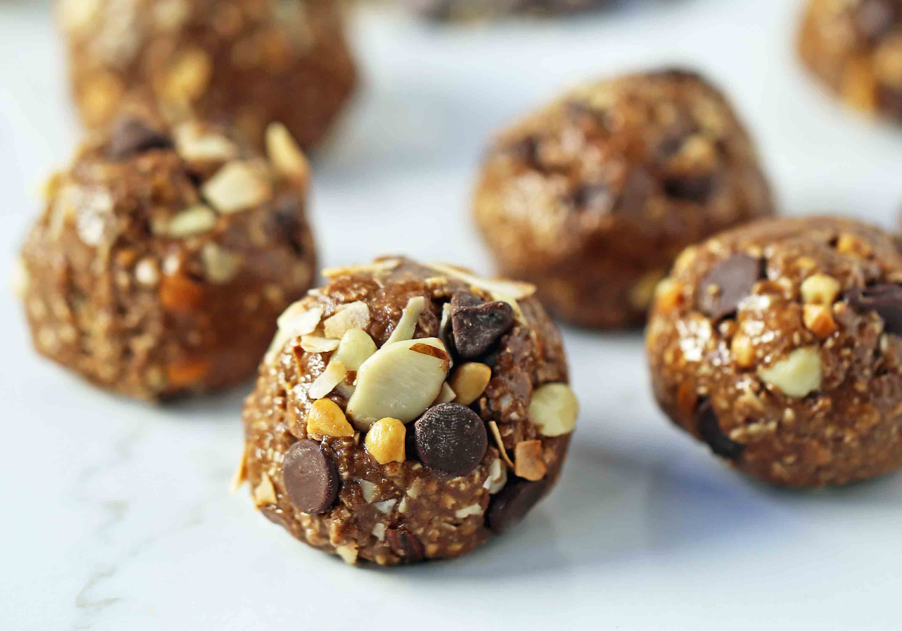 No-Bake Protein Energy Balls – Modern Honey