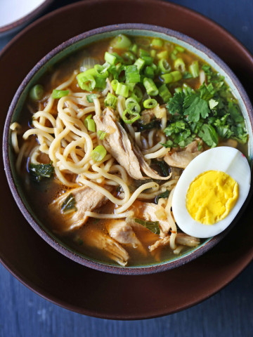 Homemade Chicken Ramen. A filling nutritious soup full of protein, vegetables, and soothing broth. Perfect boost for your immune system! www.modernhoney.com #wellnessyourway @kroger