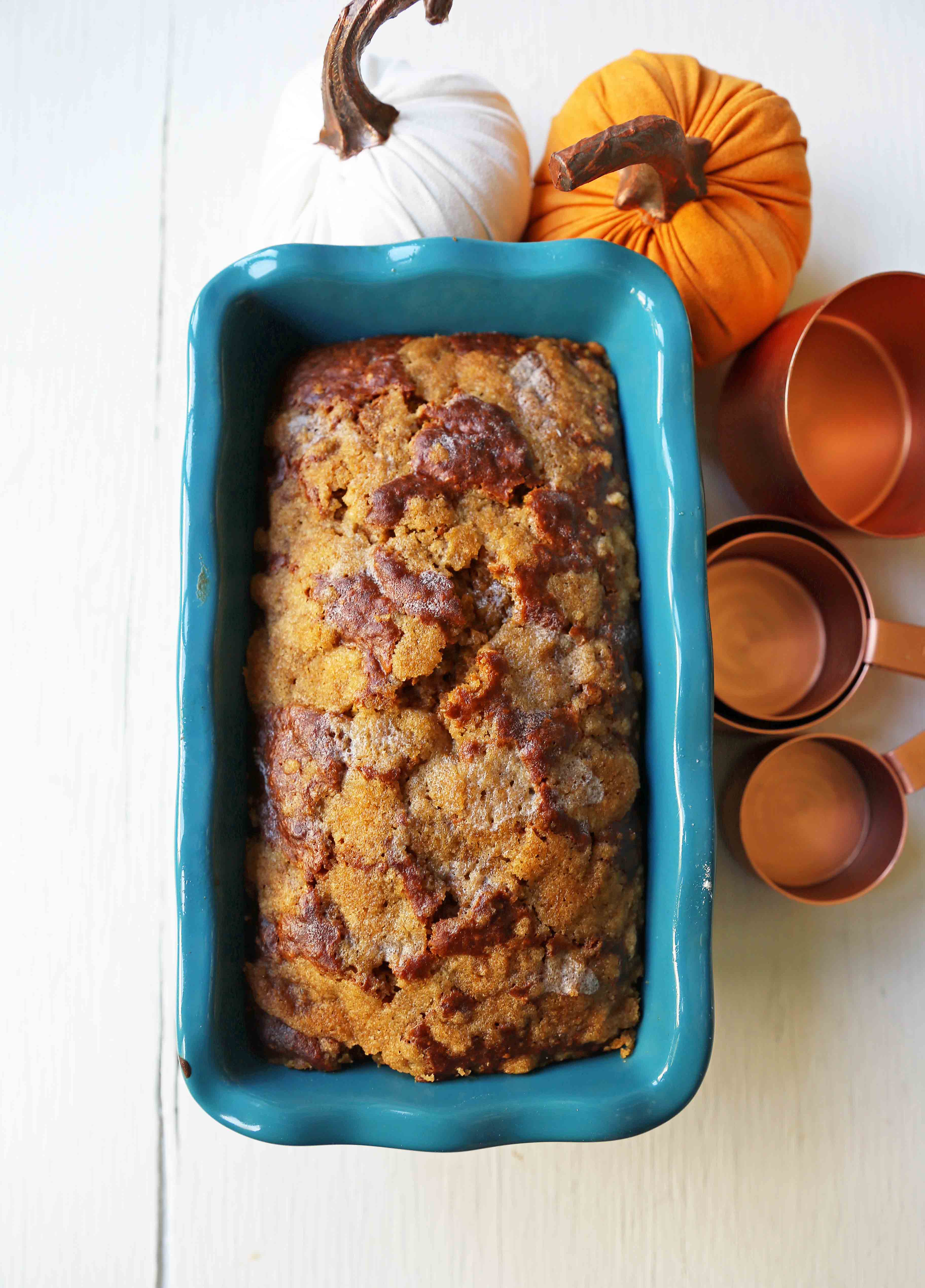 Pumpkin Bread Recipe. The best pumpkin bread perfect for Fall. How to make an easy pumpkin loaf. www.modernhoney.com #pumpkinbread #pumpkin #pumpkinloaf #pumpkinrecipes