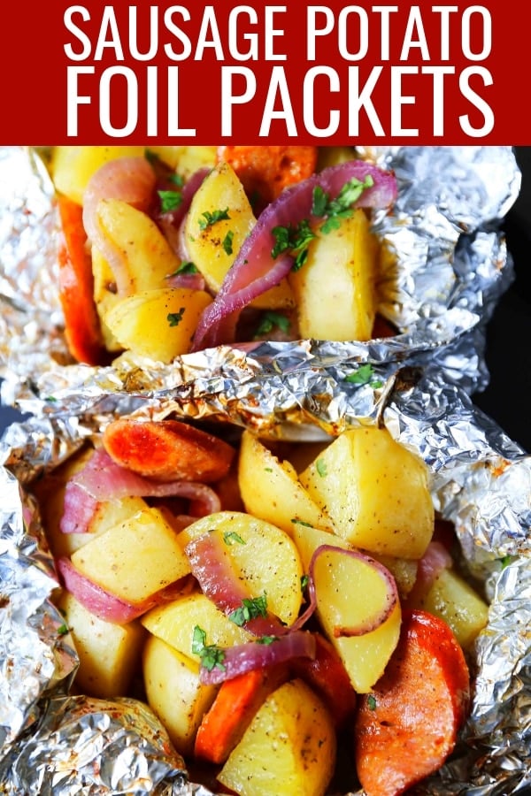 Sausage Potato Foil Packets The modern tin-foil dinner with hardwood smoked sausage and creamy gold potatoes. An easy and flavor-packed dinner. Foil packets cooked in the oven. #tinfoildinners #foilpackets #sausagepotatoes #sausagepotatofoilpackets #ovenfoilpackets