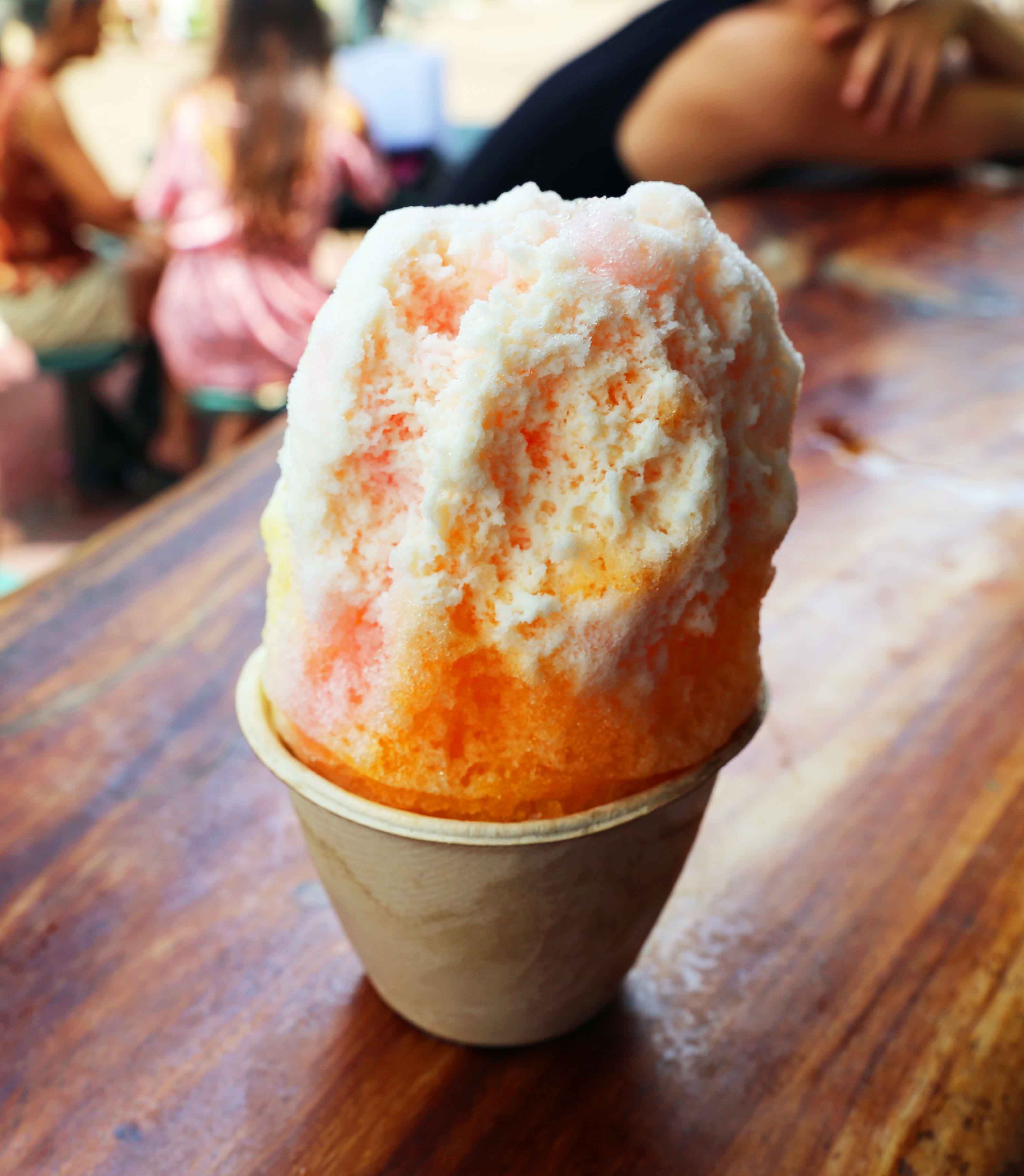 Kauai Travel Guide. Jojo's Shaved Ice in Hanaeli Kauai Hawaii