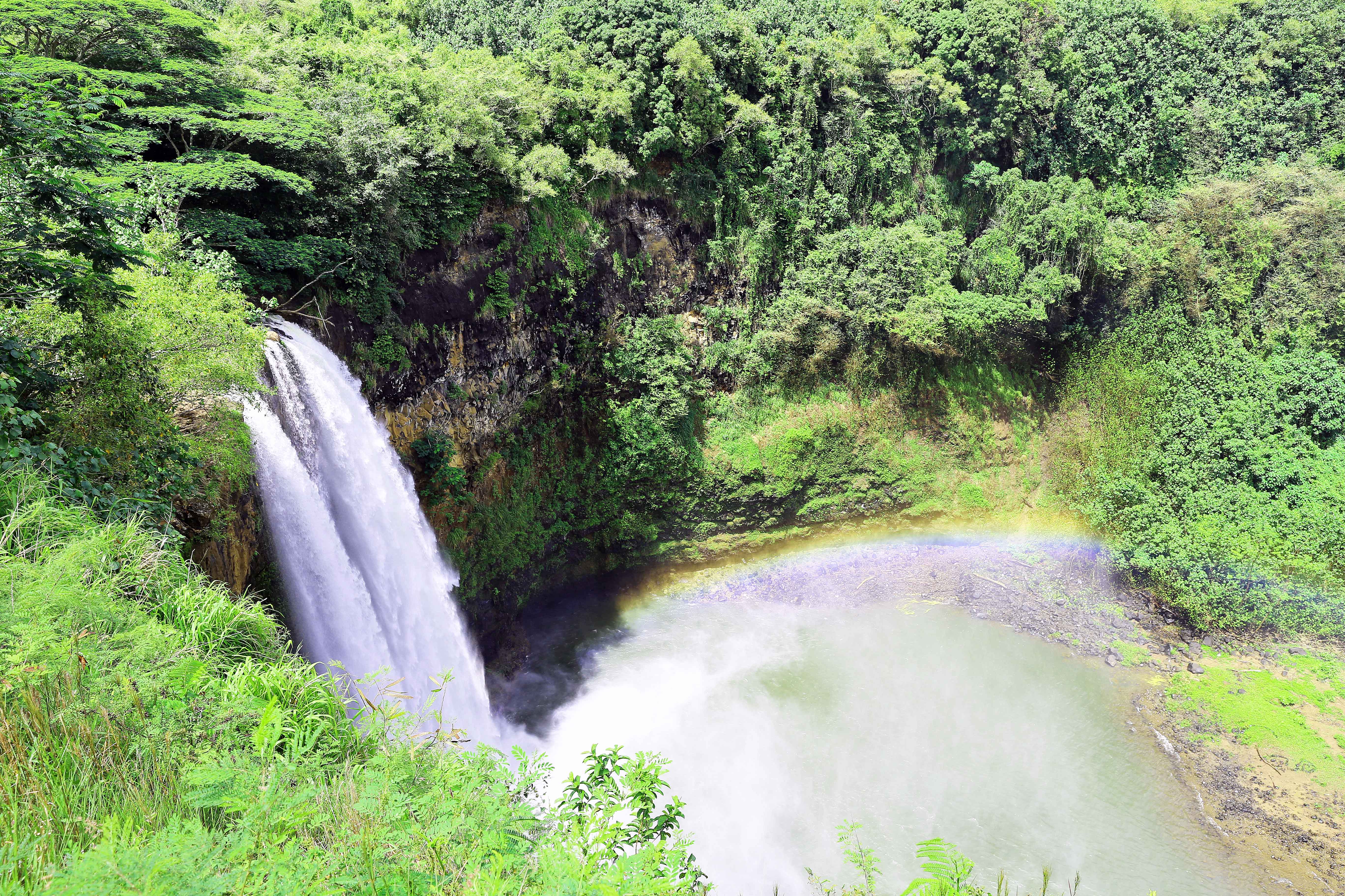 Kauai Hawaii Travel Guide. Wailua Falls Kauai Hawaii