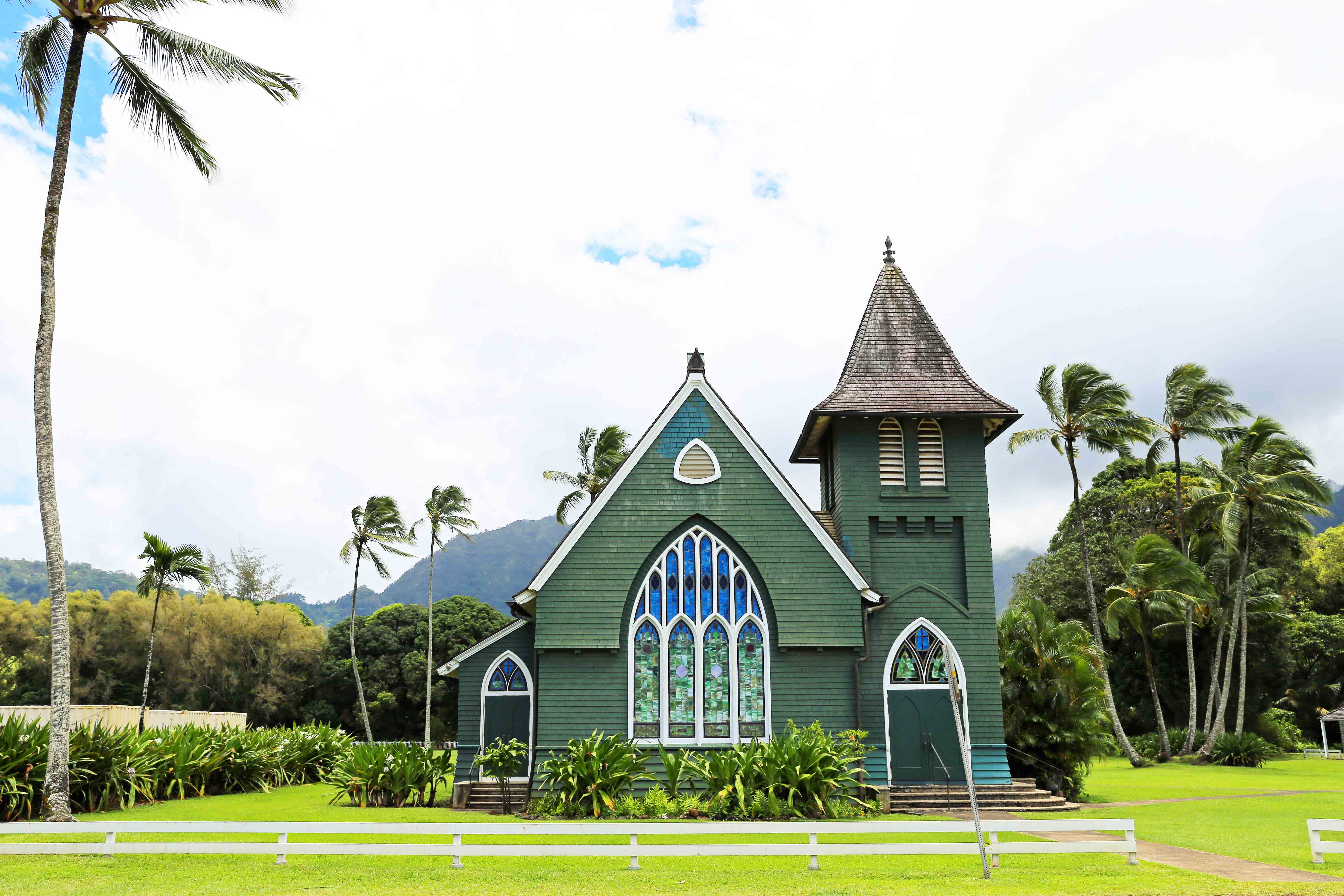 Kauai Hawaii Travel Guide. Waioli Huiia Church Hanalei Kauai Hawaii