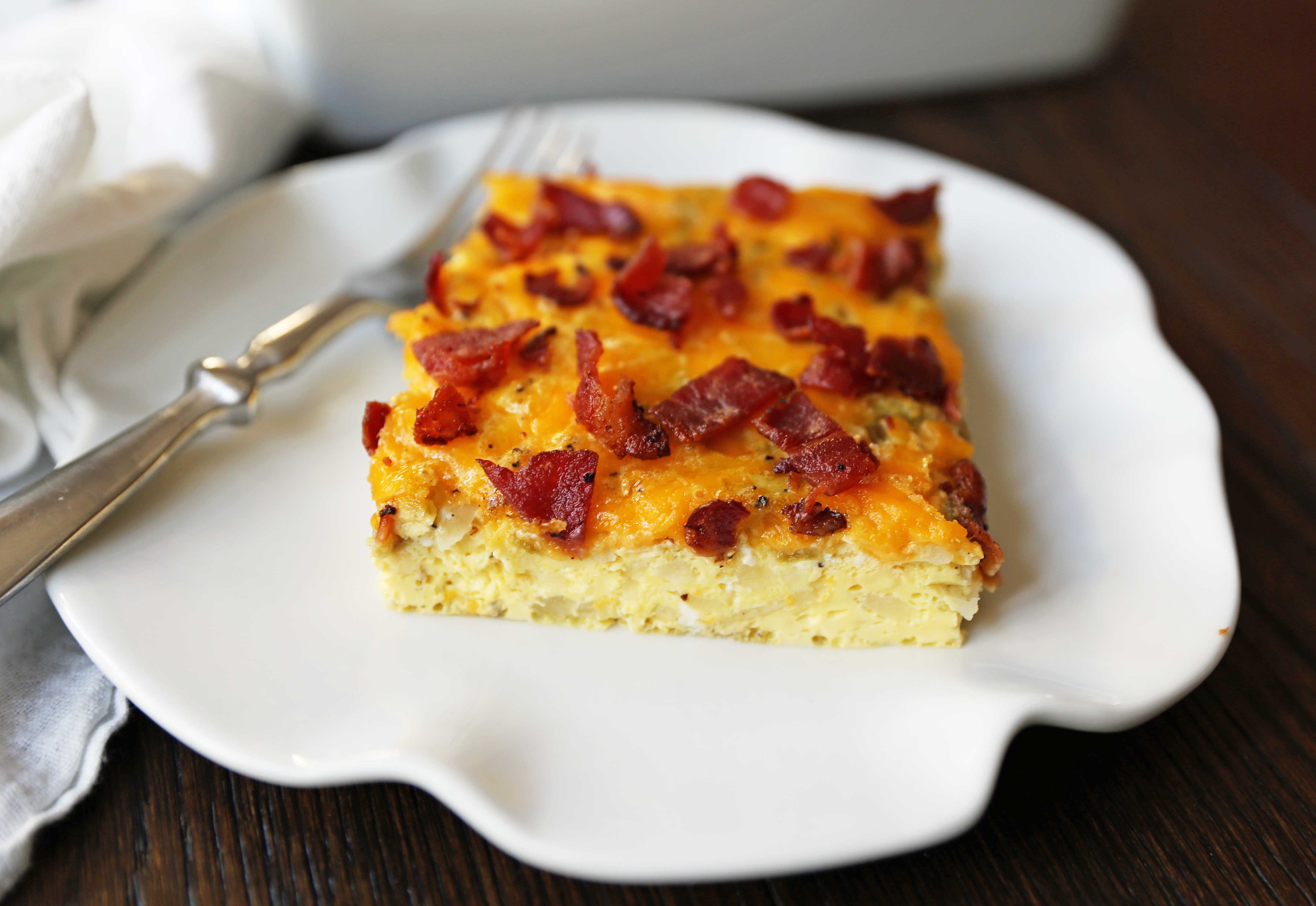 Bacon Egg and Cheese Casserole. An easy breakfast casserole recipe. Green Chili Bacon Cheese Egg Breakfast Souffle. www.modernhoney.com #breakfast #eggs #eggdish #eggcasserole #breakfastcasserole #christmas #christmasbreakfast #christmascasserole