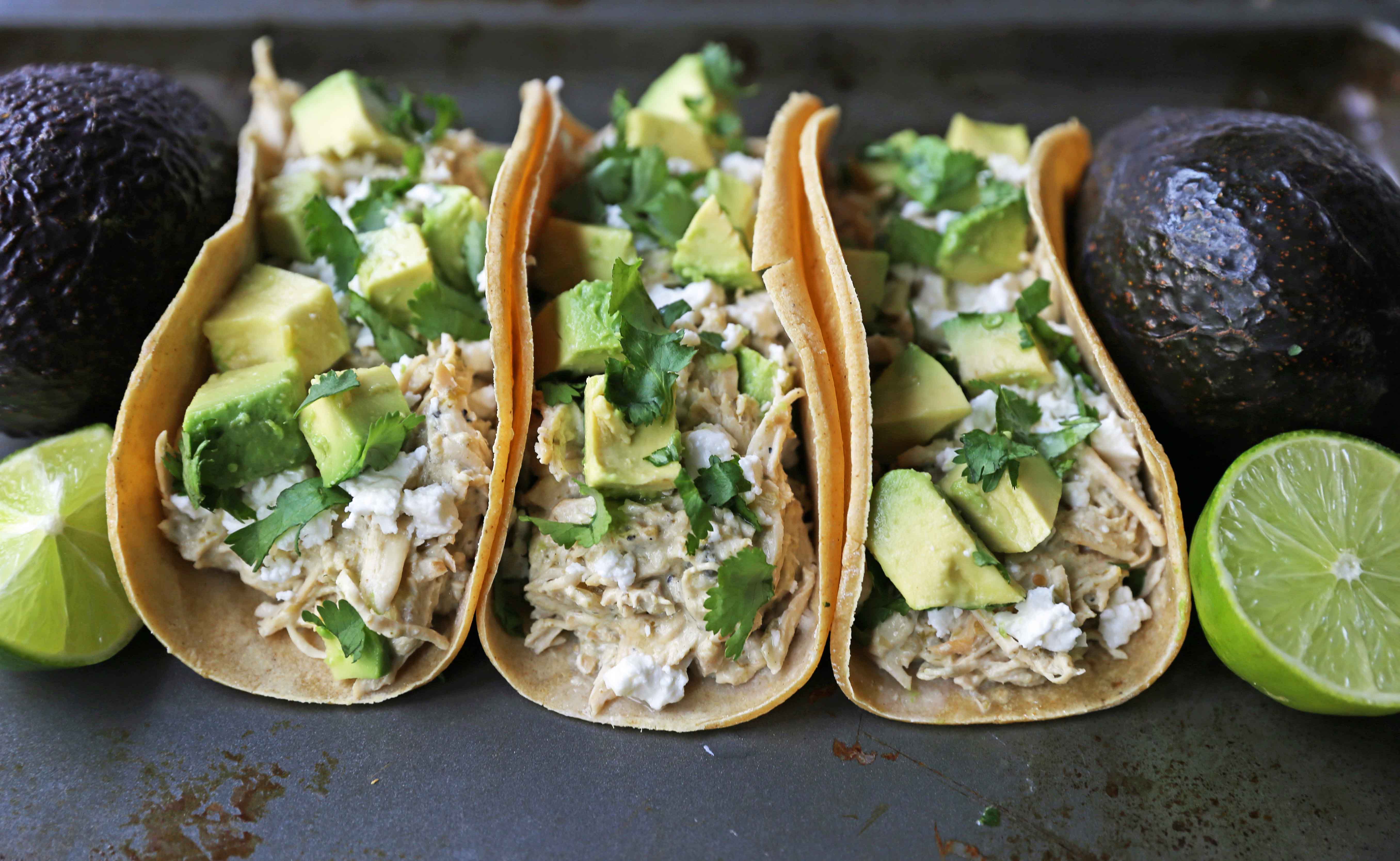 Creamy Crockpot Salsa Verde Chicken Tacos. Slow Cooker 3-Ingredient Creamy Salsa Verde Chicken Recipe. A quick, easy, flavorful meal! www.modernhoney.com #tacos #chickentacos #slowcooker #crockpot #crockpotchicken