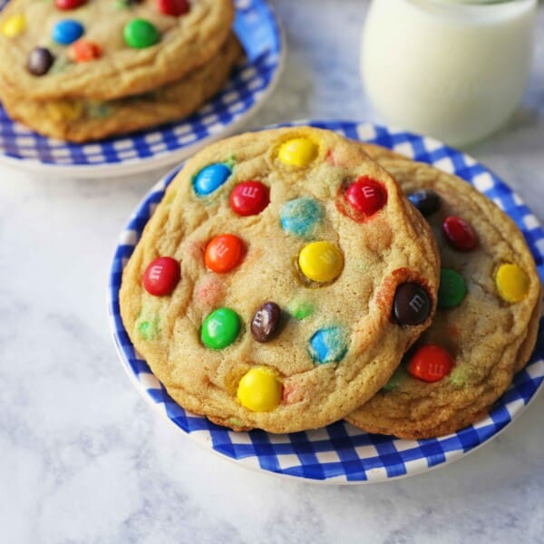 Soft and Chewy M & M Cookies. The best M & M cookie recipe. How to make the perfect M & M cookie. www.modernhoney.com #cookie #cookies #m&mcookie #m&mcookies #dessert