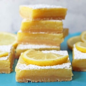 The Best Lemon Bars. Sweet and tangy lemon filling on a buttery shortbread crust. Tips and tricks for making the perfect lemon bar! www.modernhoney.com #lemonbar #lemonbars #lemondesserts #lemondessert #lemonsquare #lemonsquares