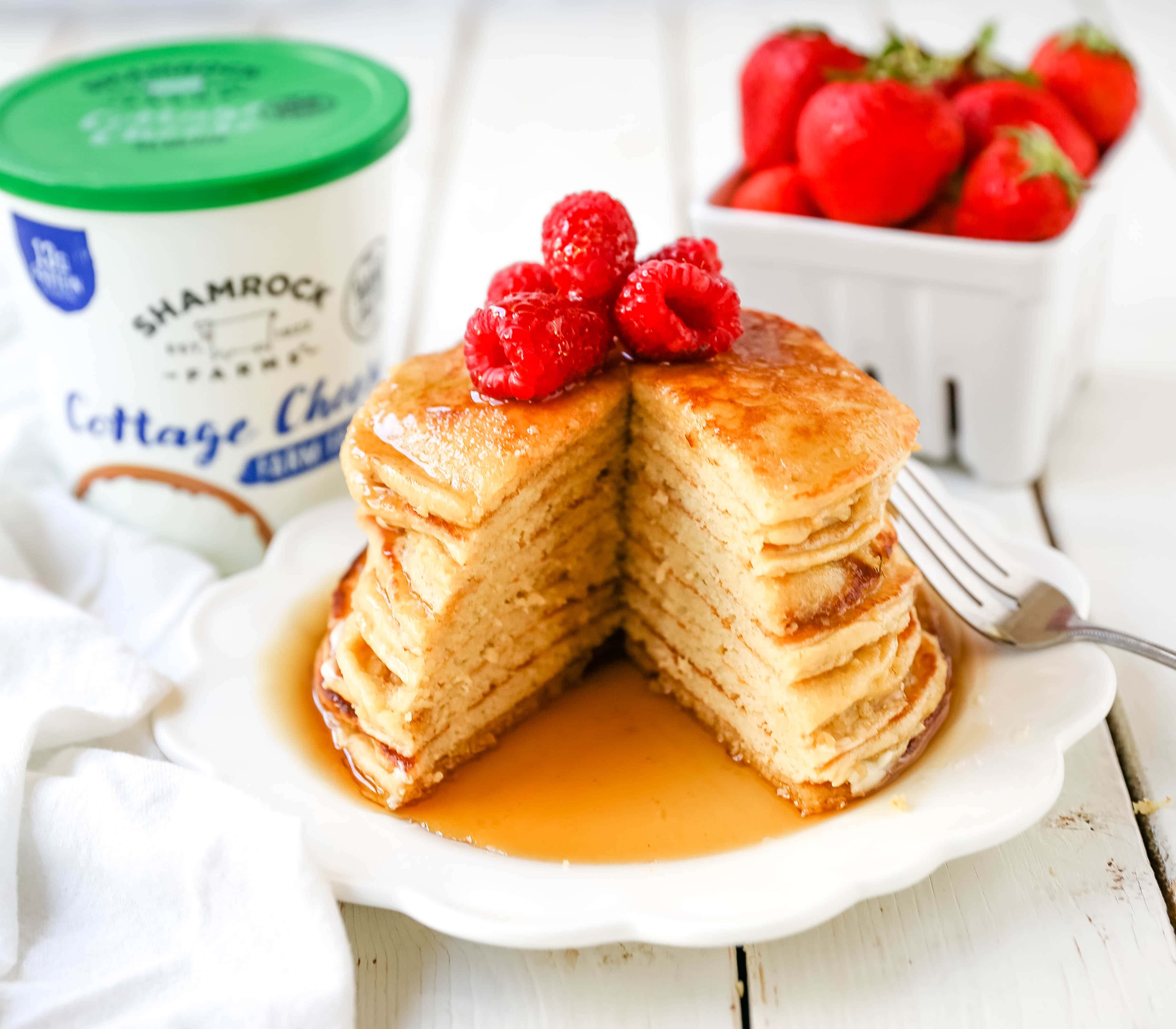 Cottage Cheese Pancakes High-protein gluten-free cottage cheese pancakes made a healthy, filling, delicious breakfast! www.modernhoney.com #breakfast #highprotein #protein #proteinrecipes #cottagecheesepancakes 