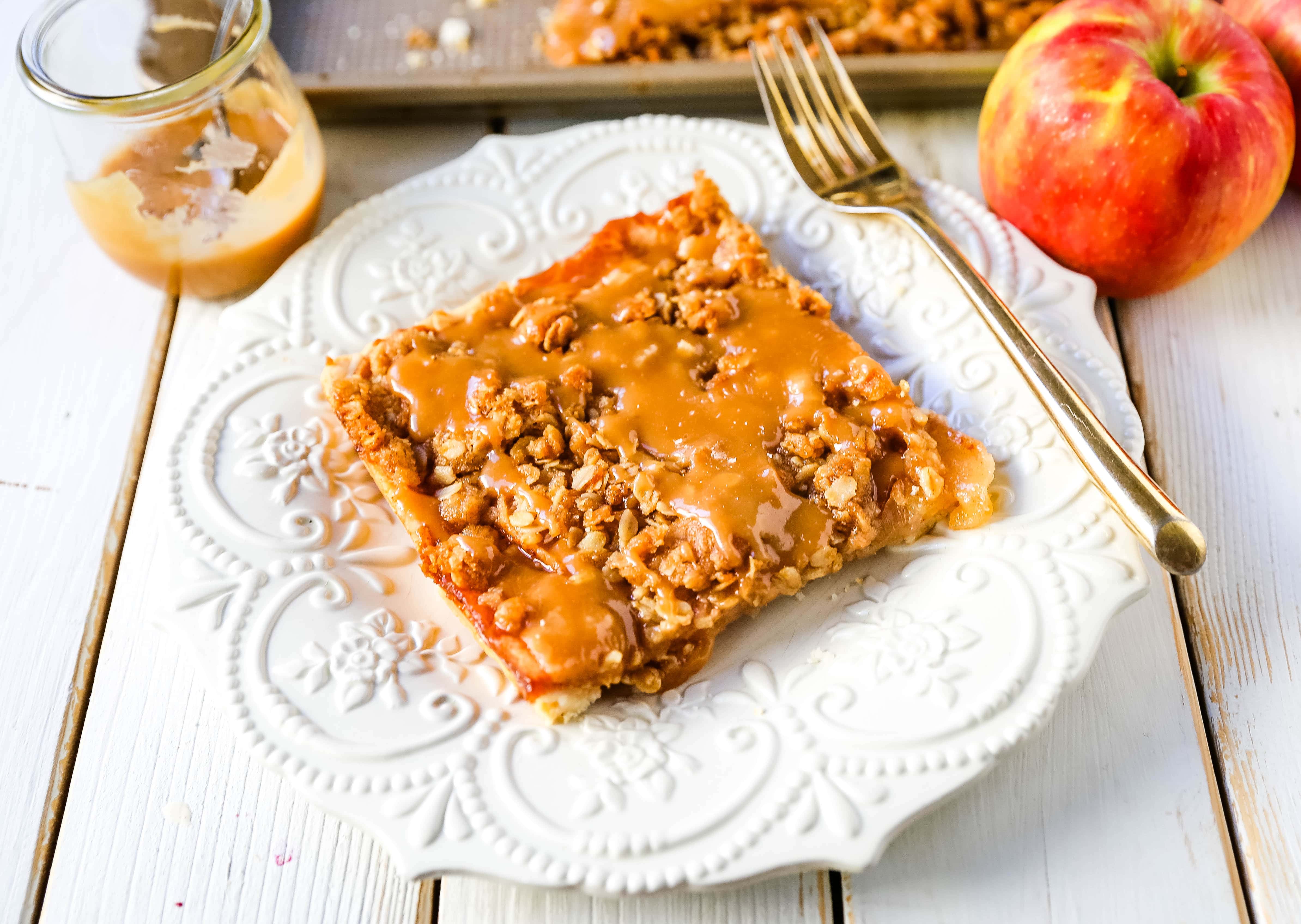 Caramel Apple Slab Pie Juicy cinnamon sugar apples baked in a flaky pie crust and topped with a buttery brown sugar crumb topping then drizzled with homemade salted caramel. An easy way to make apple pie to feed a crowd! www.modernhoney.com #applepie #apples #caramelapplepie #appleslabpie #slabpie