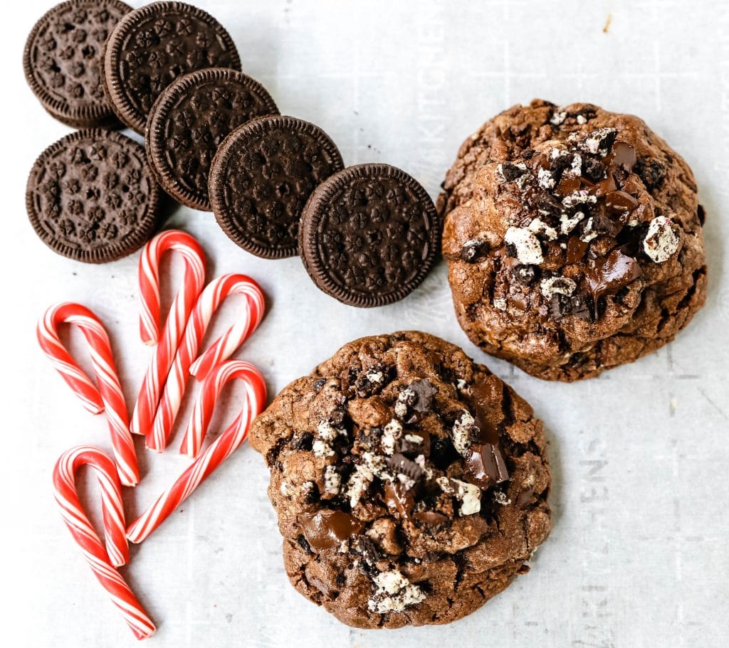 Chocolate Peppermint Candy Cane Oreo Cookies. The best chocolate peppermint cookies. Double chocolate cookies with Trader Joe's famous candy cane Joe Joe's Oreo cookies. www.modernhoney.com #chocolatecookies #chocolatepeppermint #chocolatemint #christmas #christmascookies #candycanes