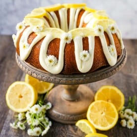 Lemon Bundt Cake. Moist, flavorful lemon bundt cake with a fresh cream cheese lemon glaze. Tips and tricks for making the perfect lemon bundt cake. www.modernhoney.com #lemoncake #lemonbundtcake #bundtcake #cake