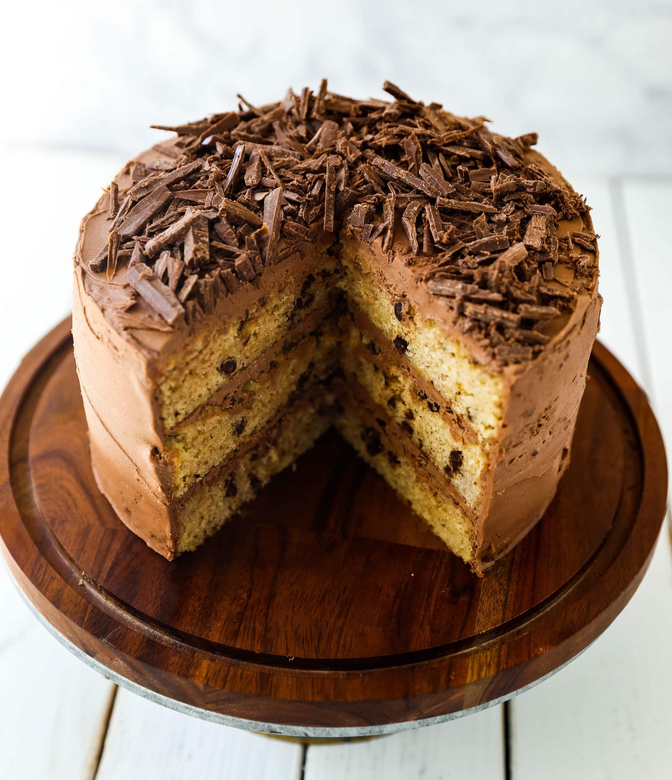 Banana Chocolate Chip Cake with Nutella Frosting. Moist banana cake studded with mini chocolate chips and topped with rich Nutella chocolate frosting. #banana #bananacake #bananachocolate #nutella