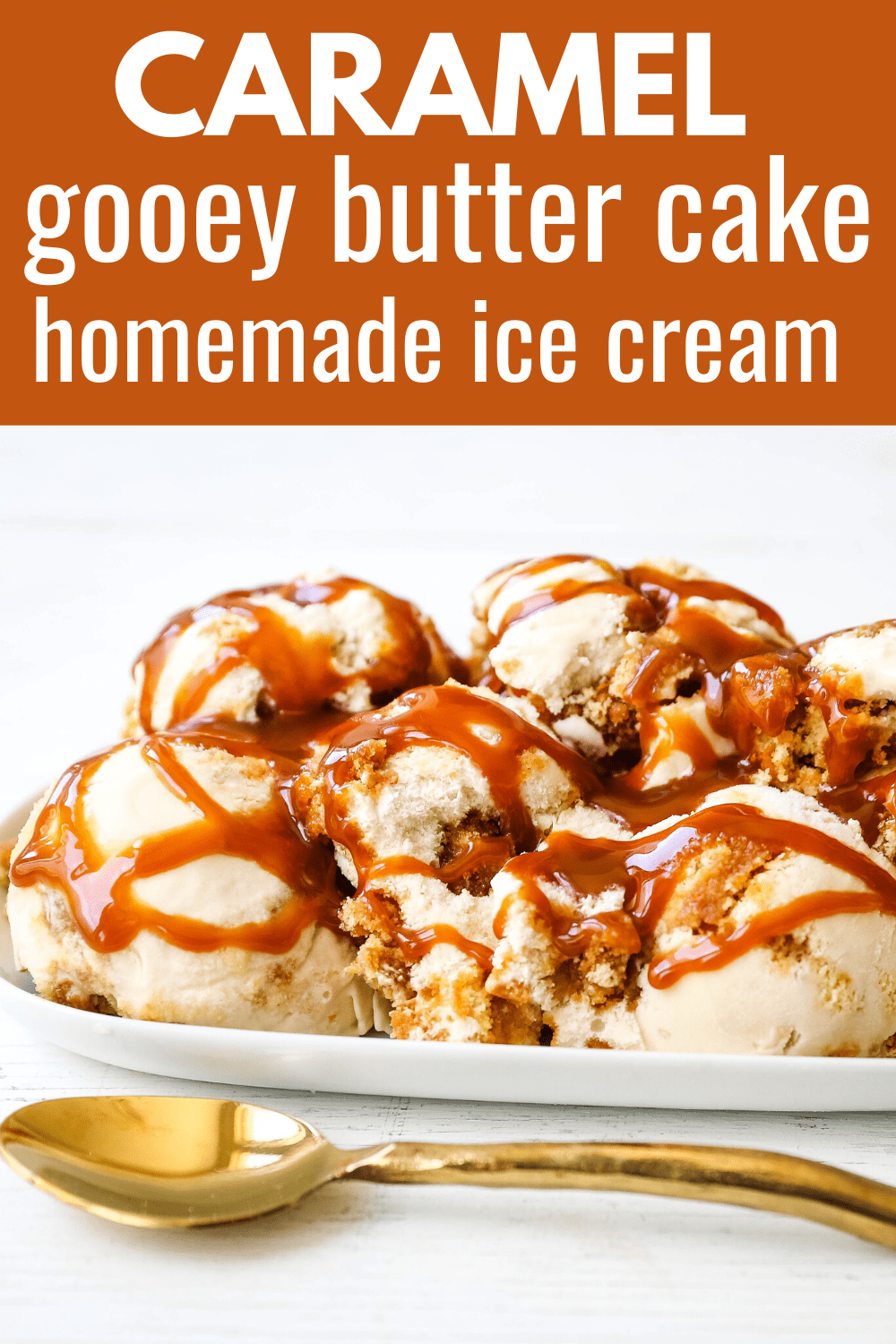 Caramel Gooey Butter Cake Ice Cream.  Creamy homemade vanilla ice cream with chunks of homemade butter cake and swirls of decadent sweet caramel. www.modernhoney.com #icecream #homemadeicecream #caramel