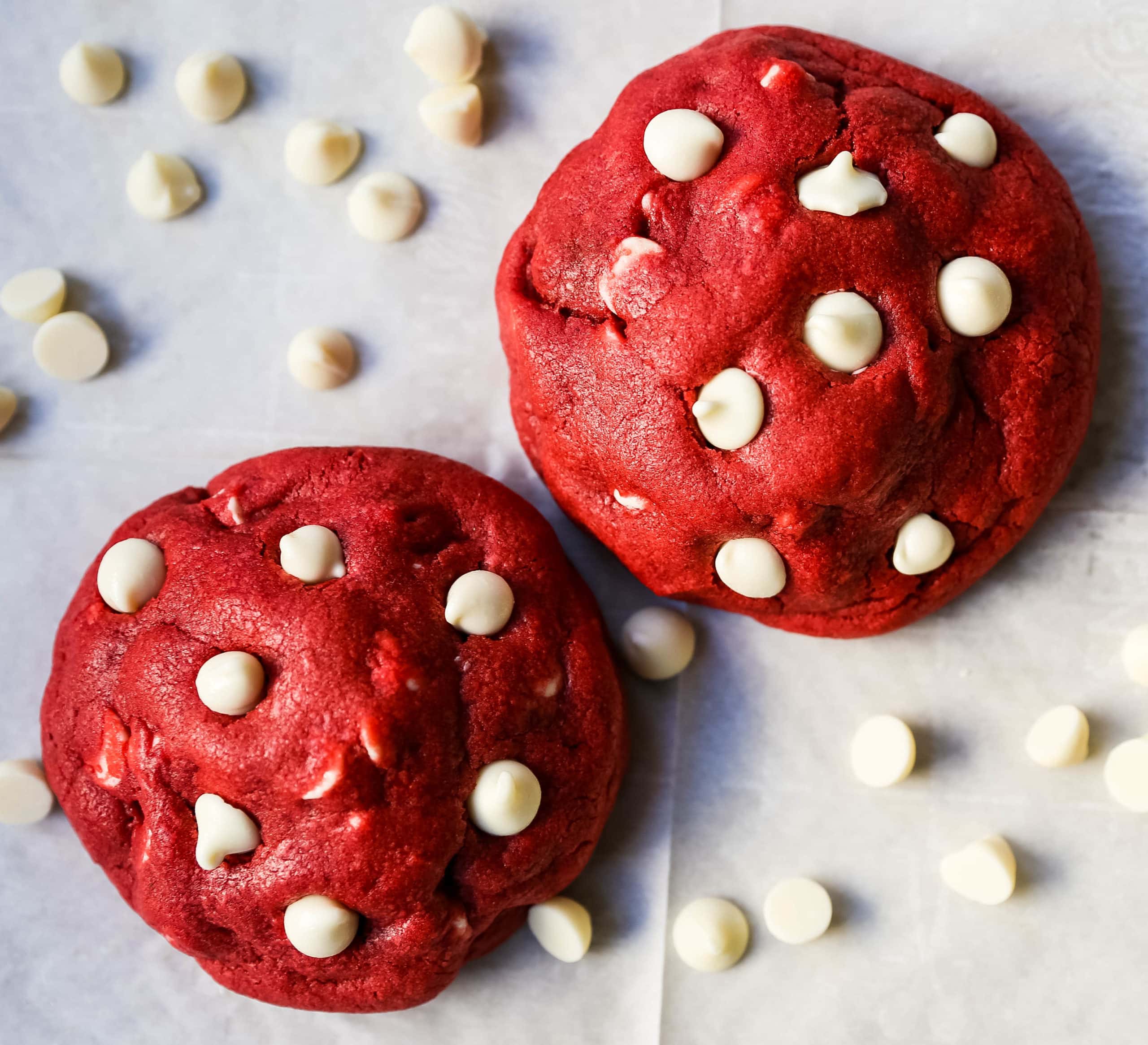 Red Velvet Cookies. Soft chewy famous Red Velvet Cookies with sweet white chocolate chips. www.modernhoney.com #redvelvet #redvelvetcookies #cookies #4thofJuly