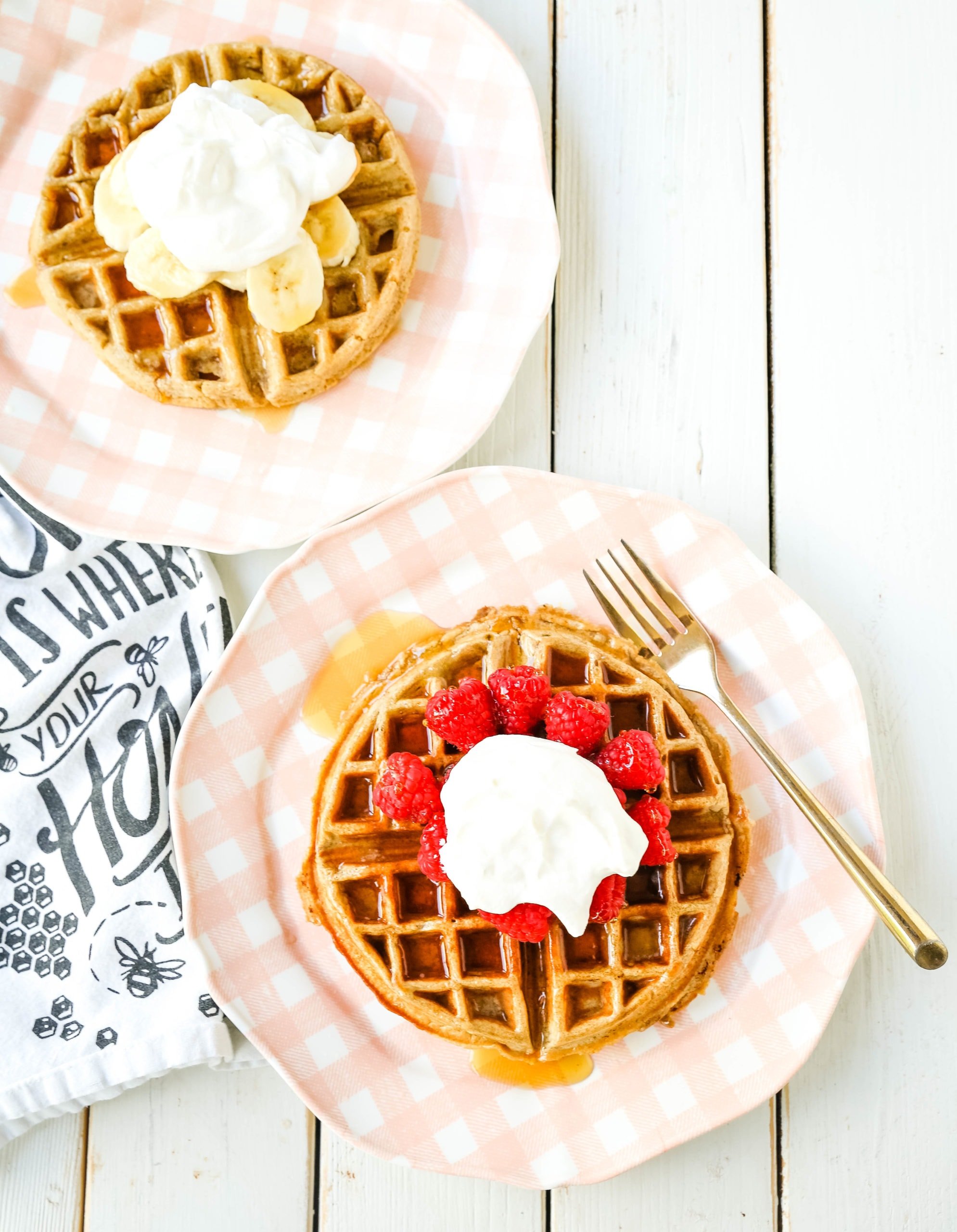 Healthy Gluten-Free Banana Oat Waffles Gluten-Free, Dairy-Free, and Refined-Sugar Free Waffles and you won't even miss it! These waffles give you the energy you need to start your day! #glutenfree #dairyfree #waffles #healthy #breakfast