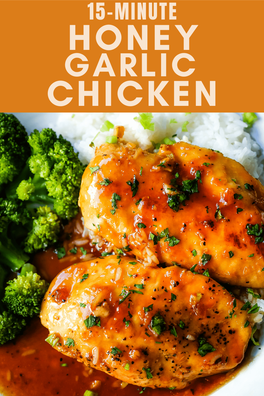 Honey Garlic Chicken. Quick and easy skillet honey garlic chicken breast. Seared chicken breast in an Asian honey garlic sauce. Made in less than 15 minutes! www.modernhoney.com #chicken #dinner #quickdinner #chickenrecipe