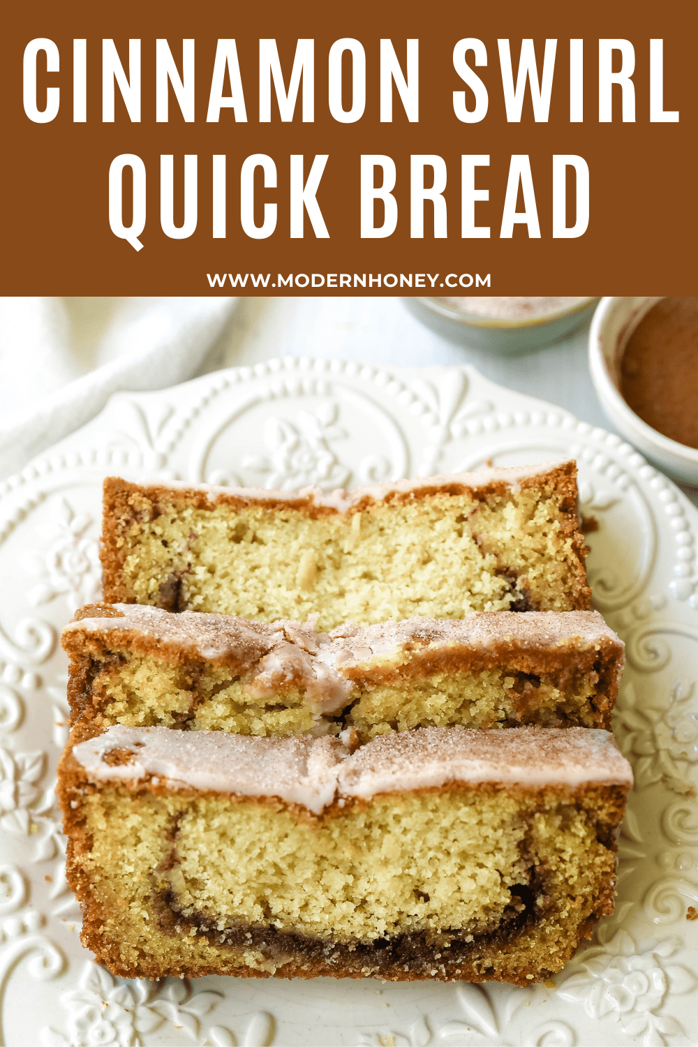 Cinnamon Swirl Quick Bread. Soft and moist cinnamon swirl quick bread with cinnamon sugar streusel is perfect to share with neighbors and friends! www.modernhoney.com #quickbread #cinnamonswirlbread #cinnamonbread