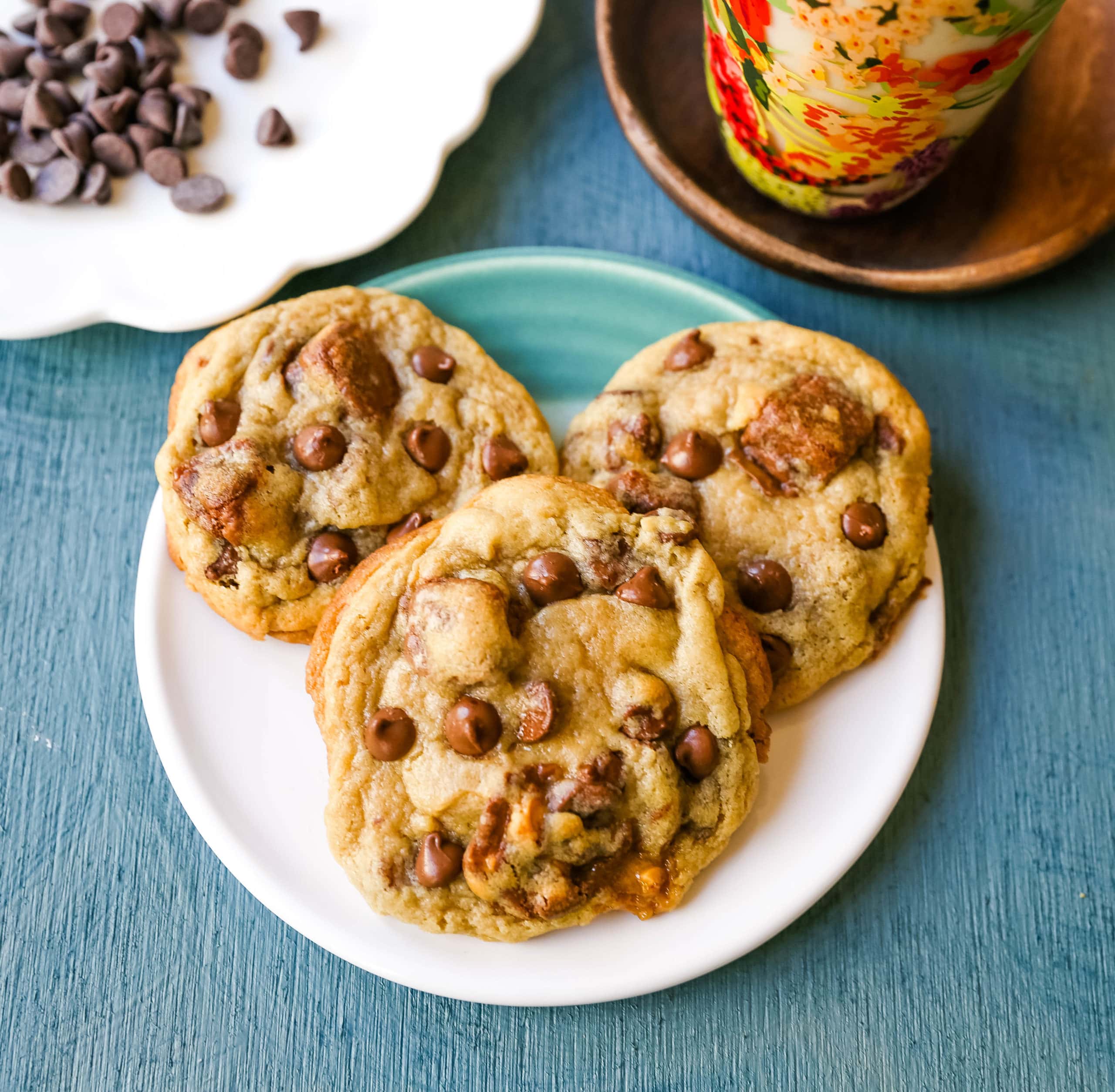 Snickers Chocolate Chip Cookies Soft, chewy chocolate chip cookies with Snickers candy bars baked in them. The perfect chocolate chip Snickers caramel bar cookies! 