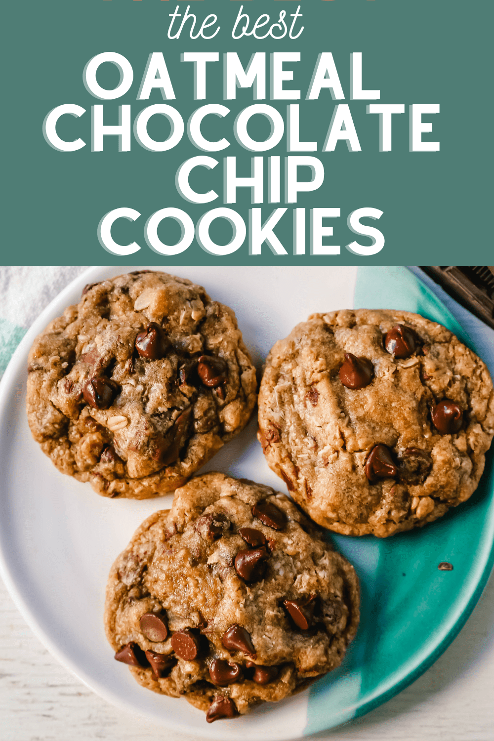 Oatmeal Chocolate Chip Cookies Soft, chewy oatmeal cookies with chocolate chips. The Best Oatmeal Chocolate Chip Cookie recipe! www.modernhoney.com #cookies #oatmealcookies #oatmealchocolatechipcookies