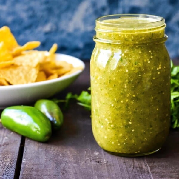 Sweet Salsa Verde (Green Salsa) The famous sweet and spicy green salsa is always popular with kids and grown-ups alike! How to make the best sweet salsa verde. www.modernhoney.com #salsaverde #greensalsa #salsa